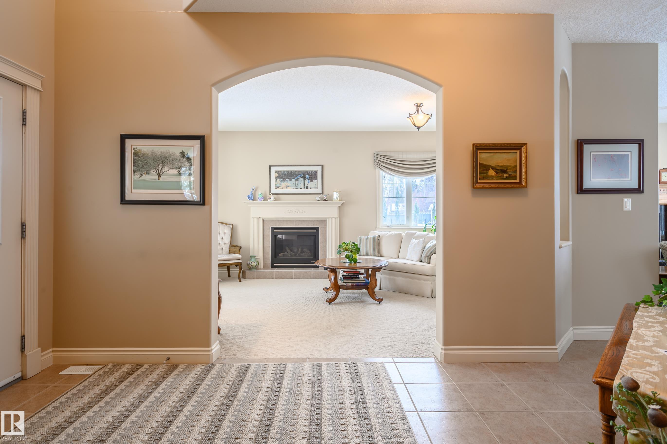 Photo 6 at 948 Hope Way NW, The Hamptons, Edmonton