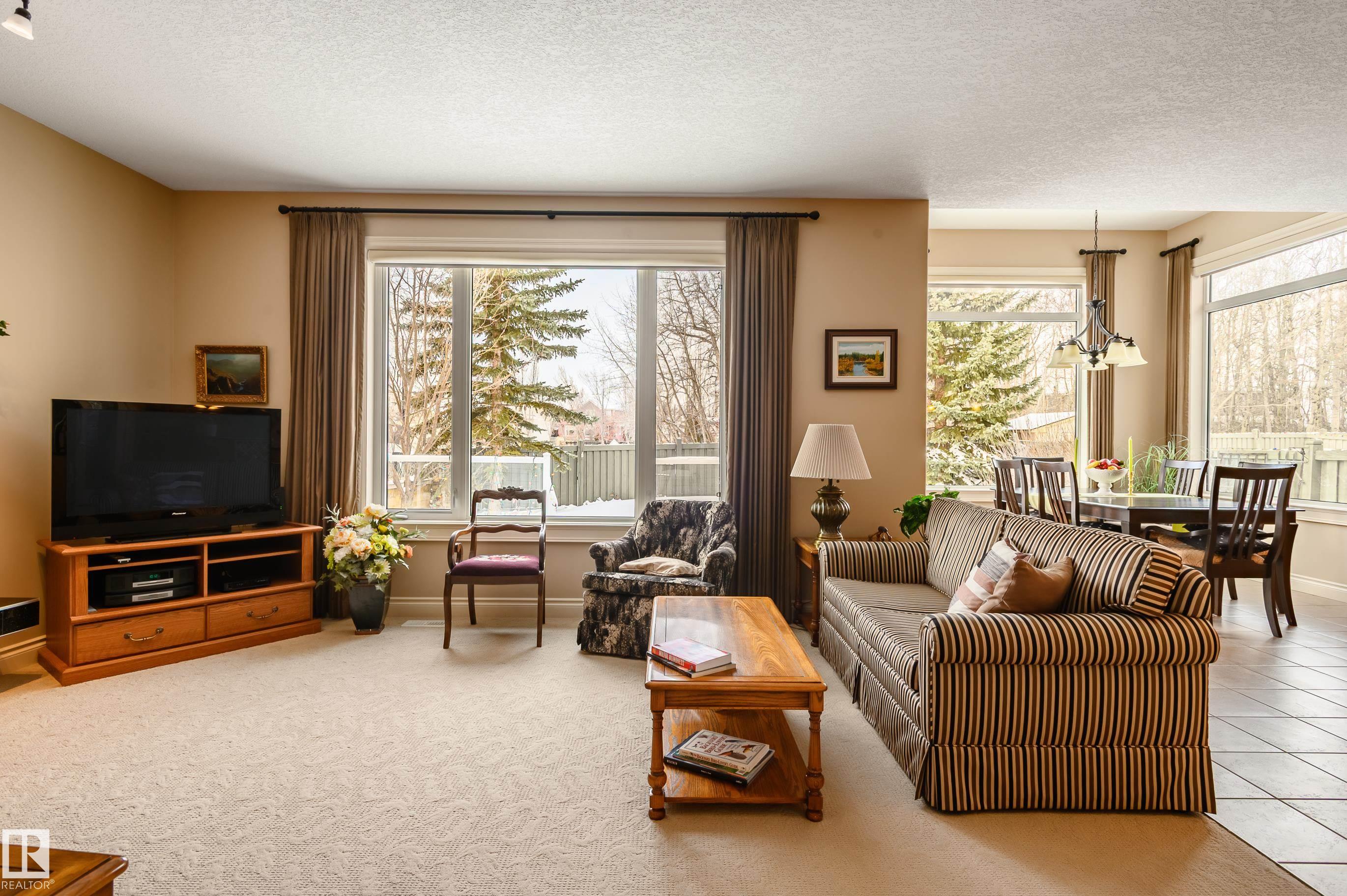 Photo 8 at 948 Hope Way NW, The Hamptons, Edmonton