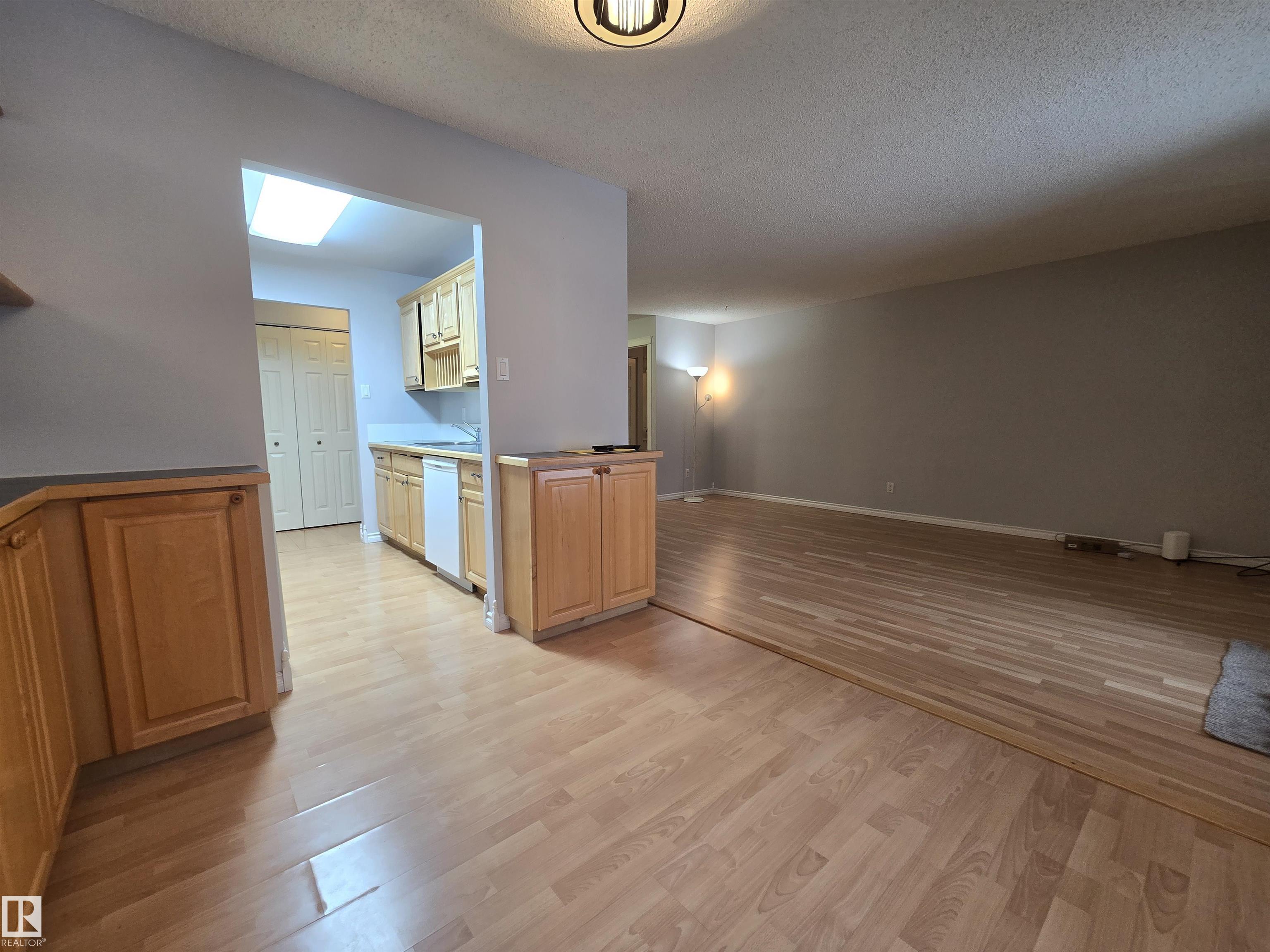 Photo 14 at 114 - 5520 Riverbend Road NW, Brander Gardens, Edmonton