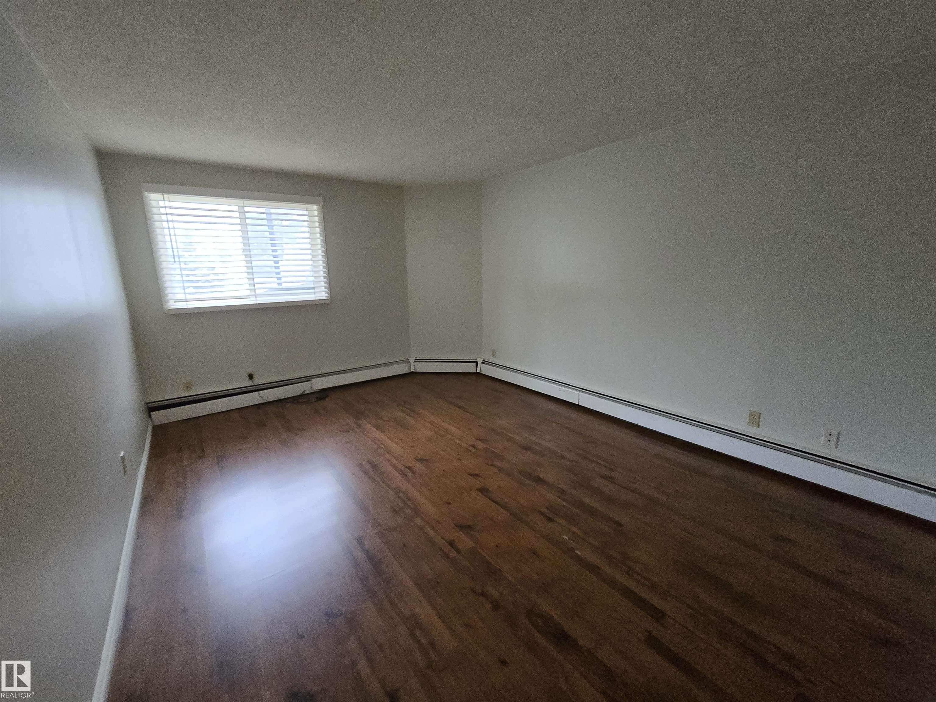 Photo 22 at 114 - 5520 Riverbend Road NW, Brander Gardens, Edmonton