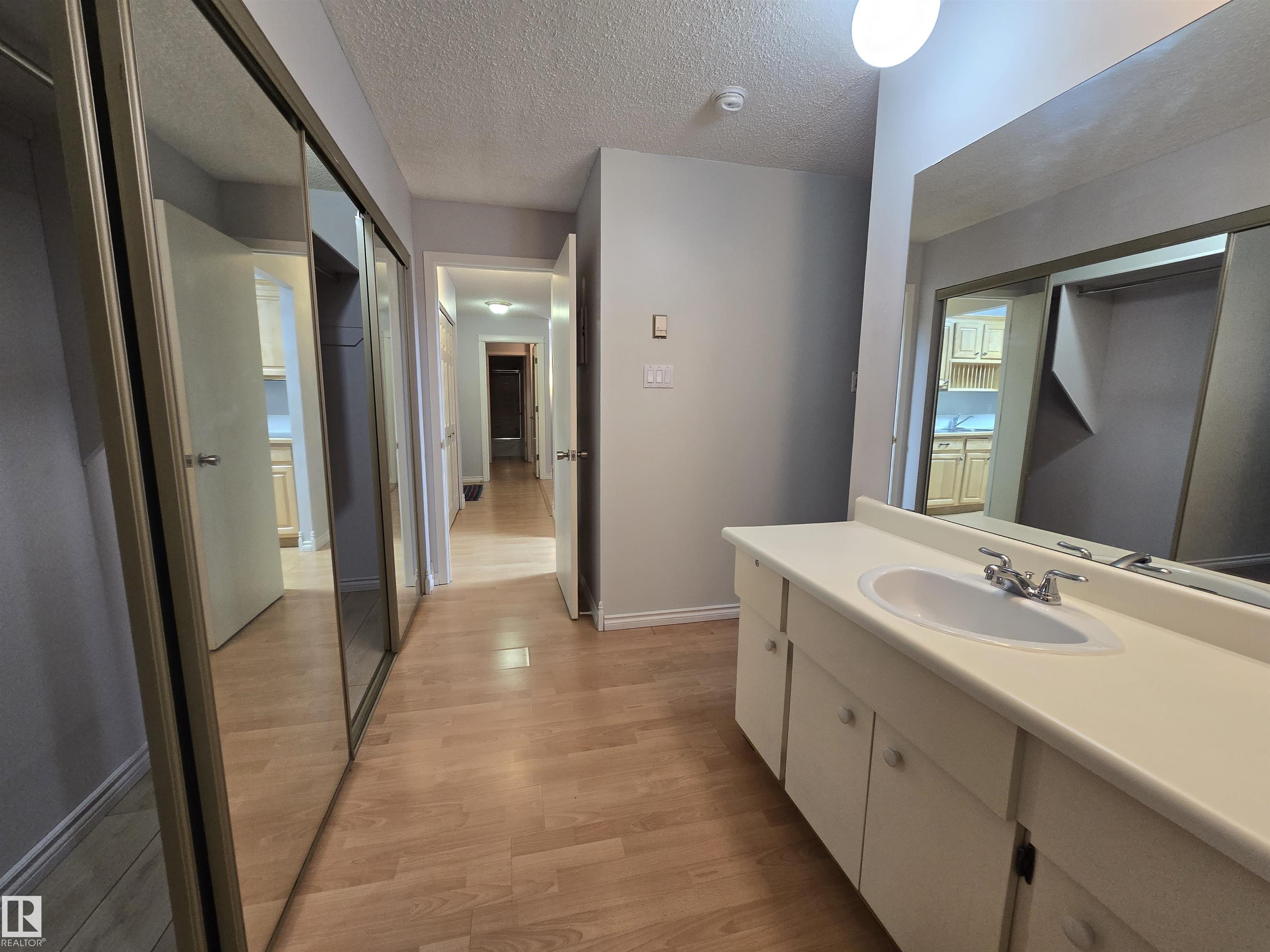 Photo 24 at 114 - 5520 Riverbend Road NW, Brander Gardens, Edmonton