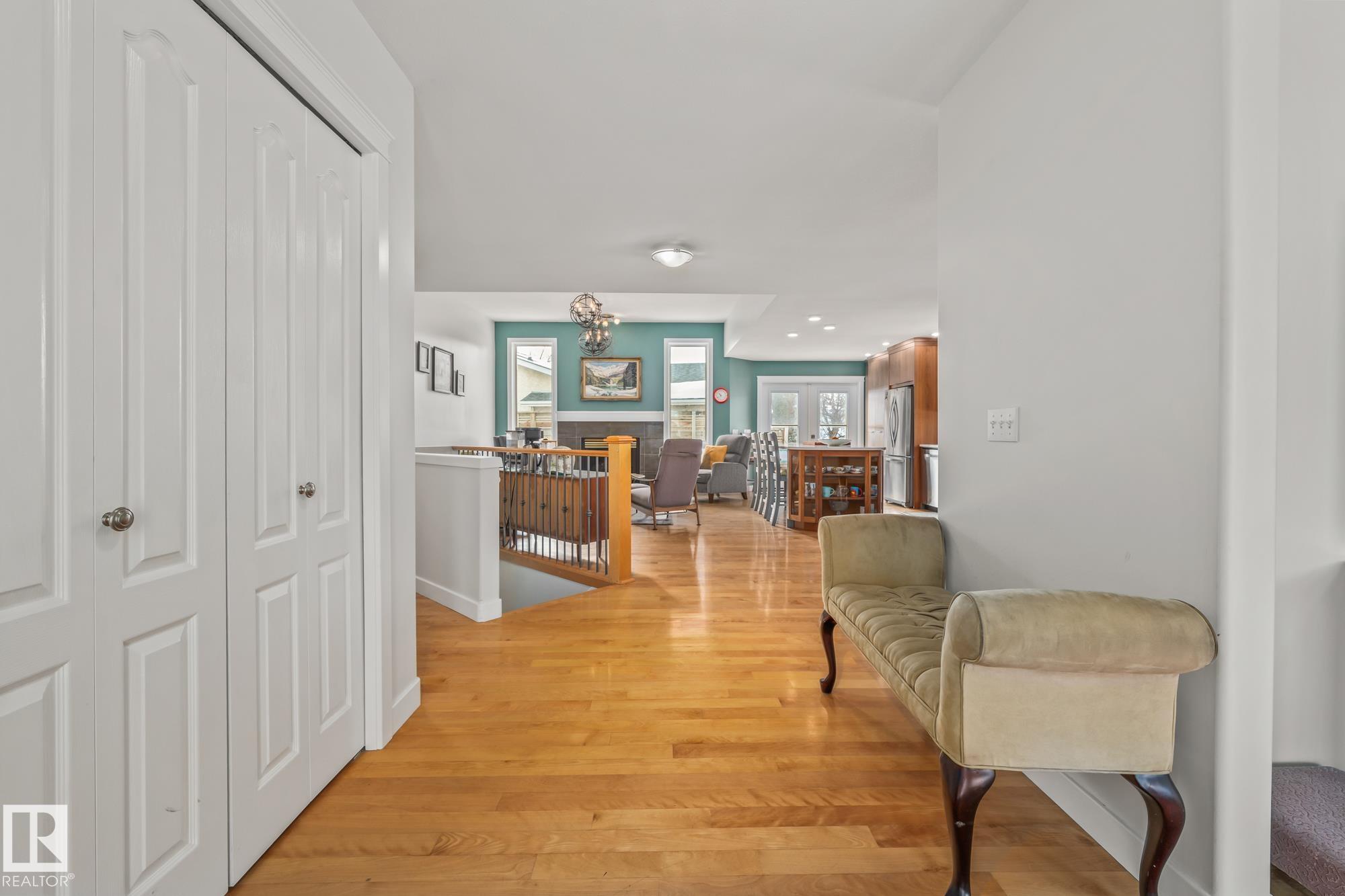 Photo 16 at 203 Bancroft Close NW, Breckenridge Greens, Edmonton