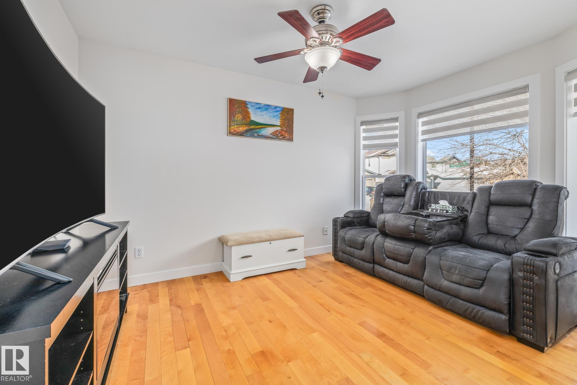 Photo 18 at 203 Bancroft Close NW, Breckenridge Greens, Edmonton