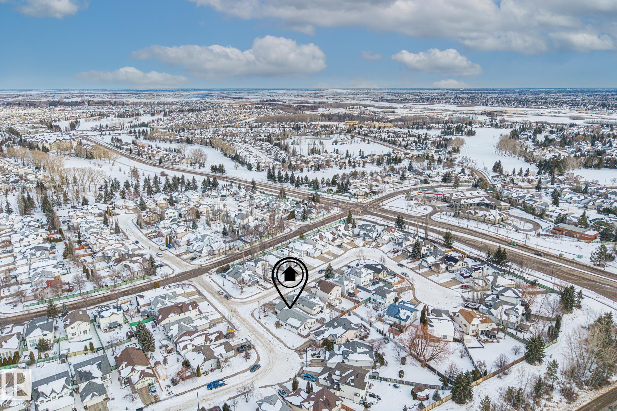 Photo 37 at 203 Bancroft Close NW, Breckenridge Greens, Edmonton