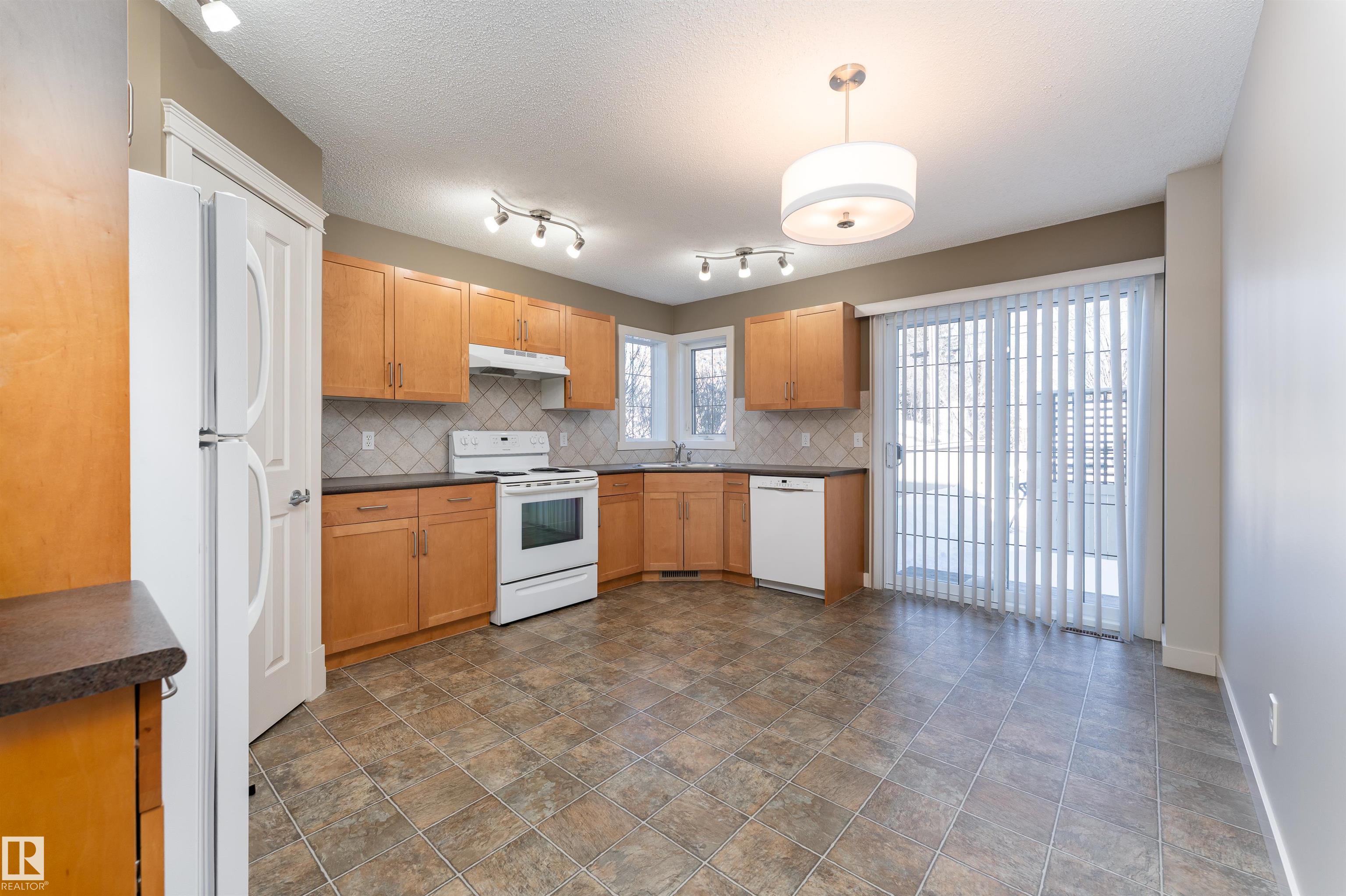 Photo 7 at 10904 72 Avenue NW, McKernan, Edmonton