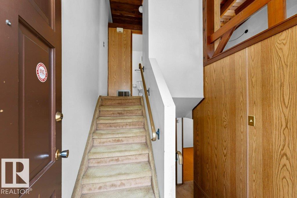 Photo 6 at 536 Lee Ridge Road NW, Lee Ridge, Edmonton