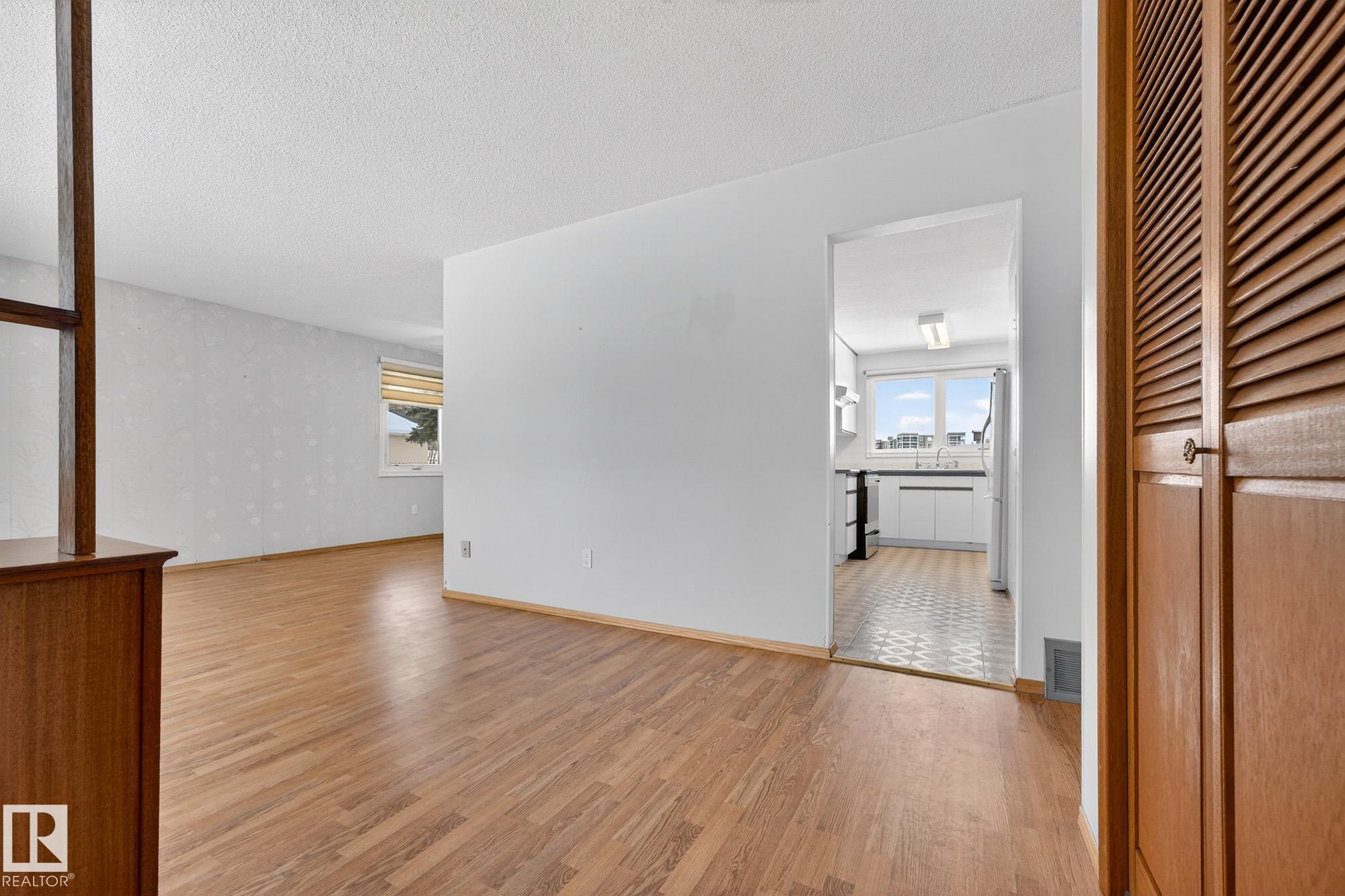 21 Marchand Place, Mission, St. Albert