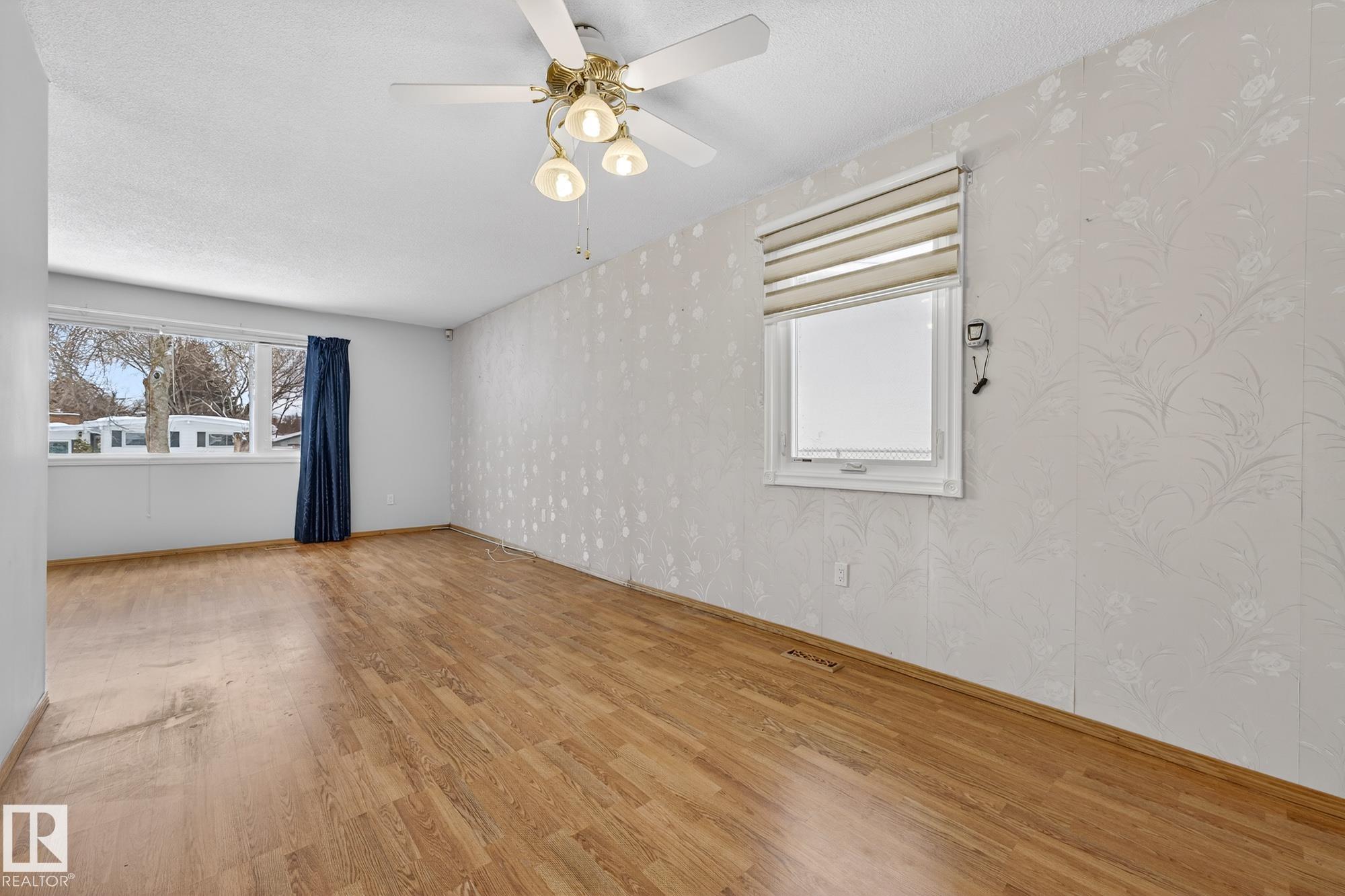 Photo 9 at 21 Marchand Place, Mission, St. Albert