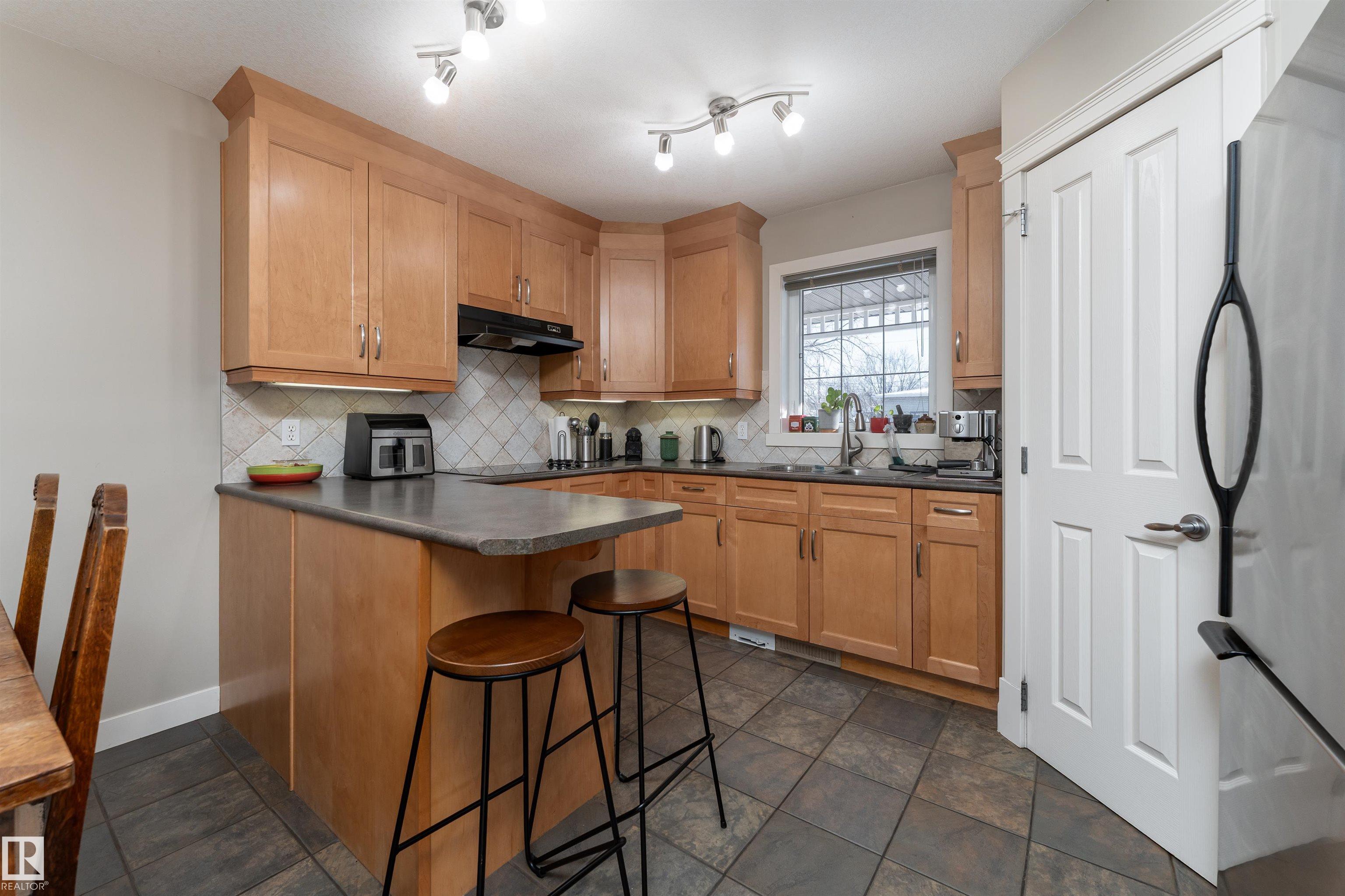 Photo 14 at 10906 72 Avenue NW, McKernan, Edmonton