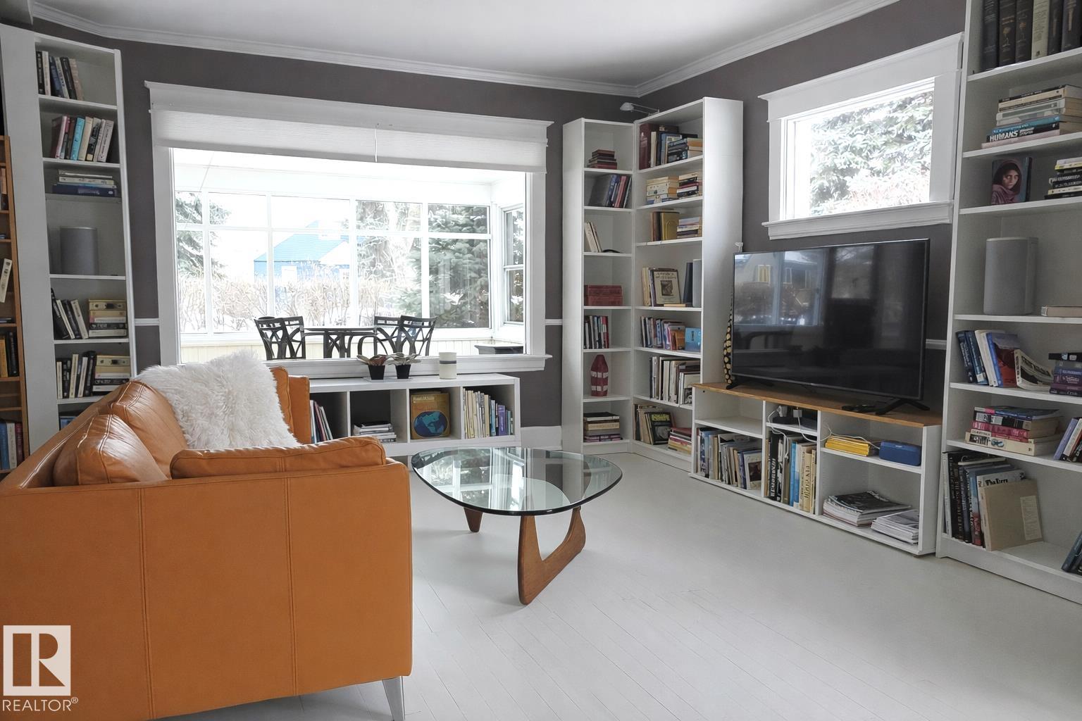 Photo 8 at 10922 66 Avenue NW, Parkallen, Edmonton