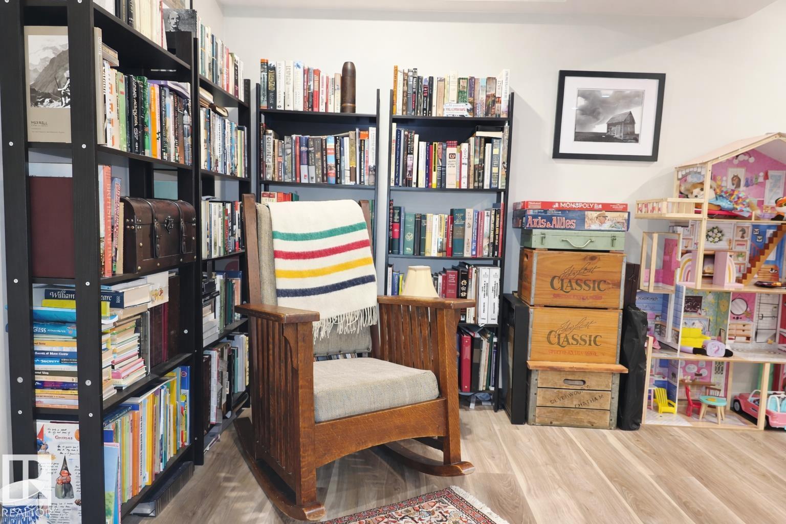 Photo 27 at 2151 28 Street NW, Laurel, Edmonton