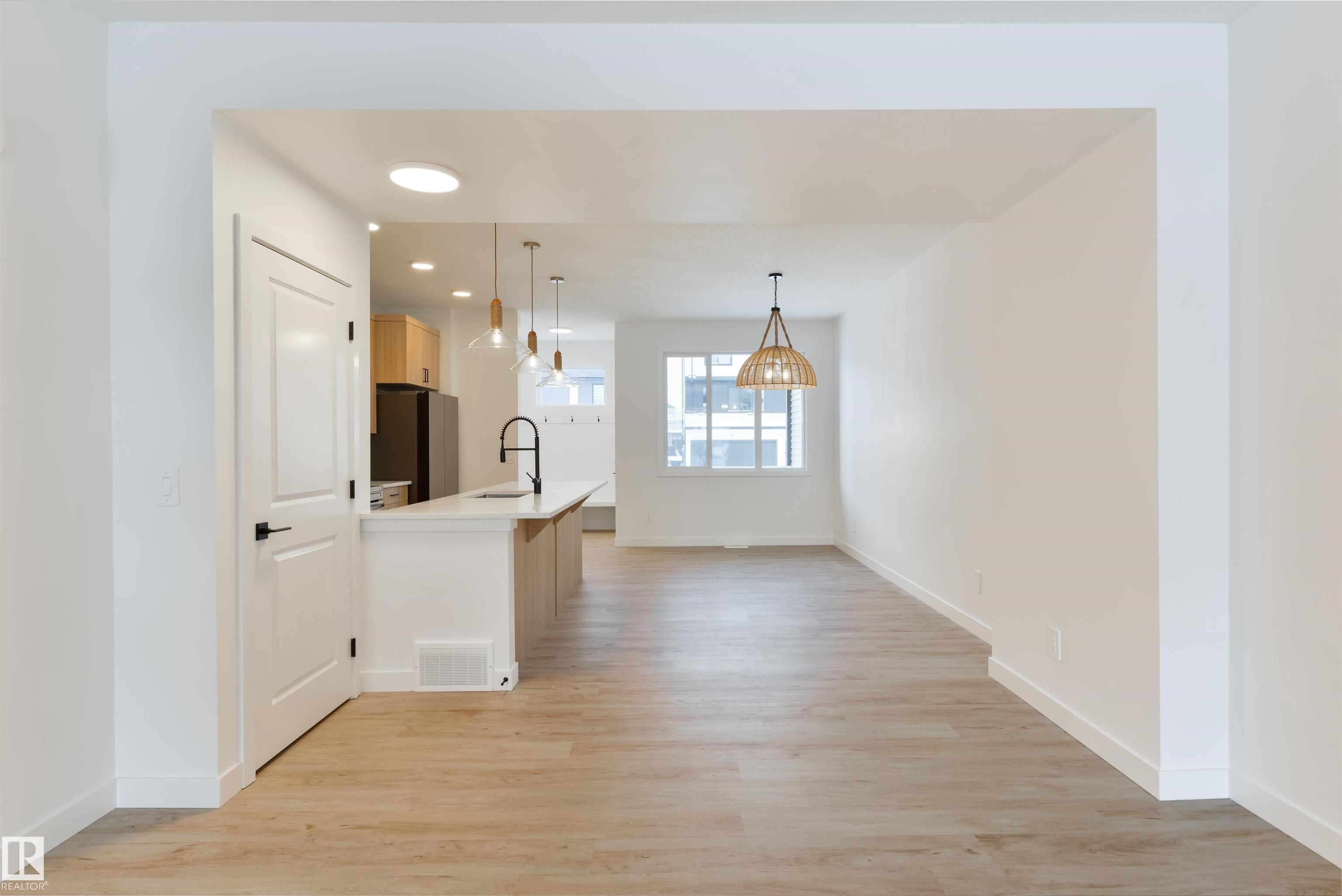 Photo 11 at 9 Cobblestone Gate, Copperhaven, Spruce Grove