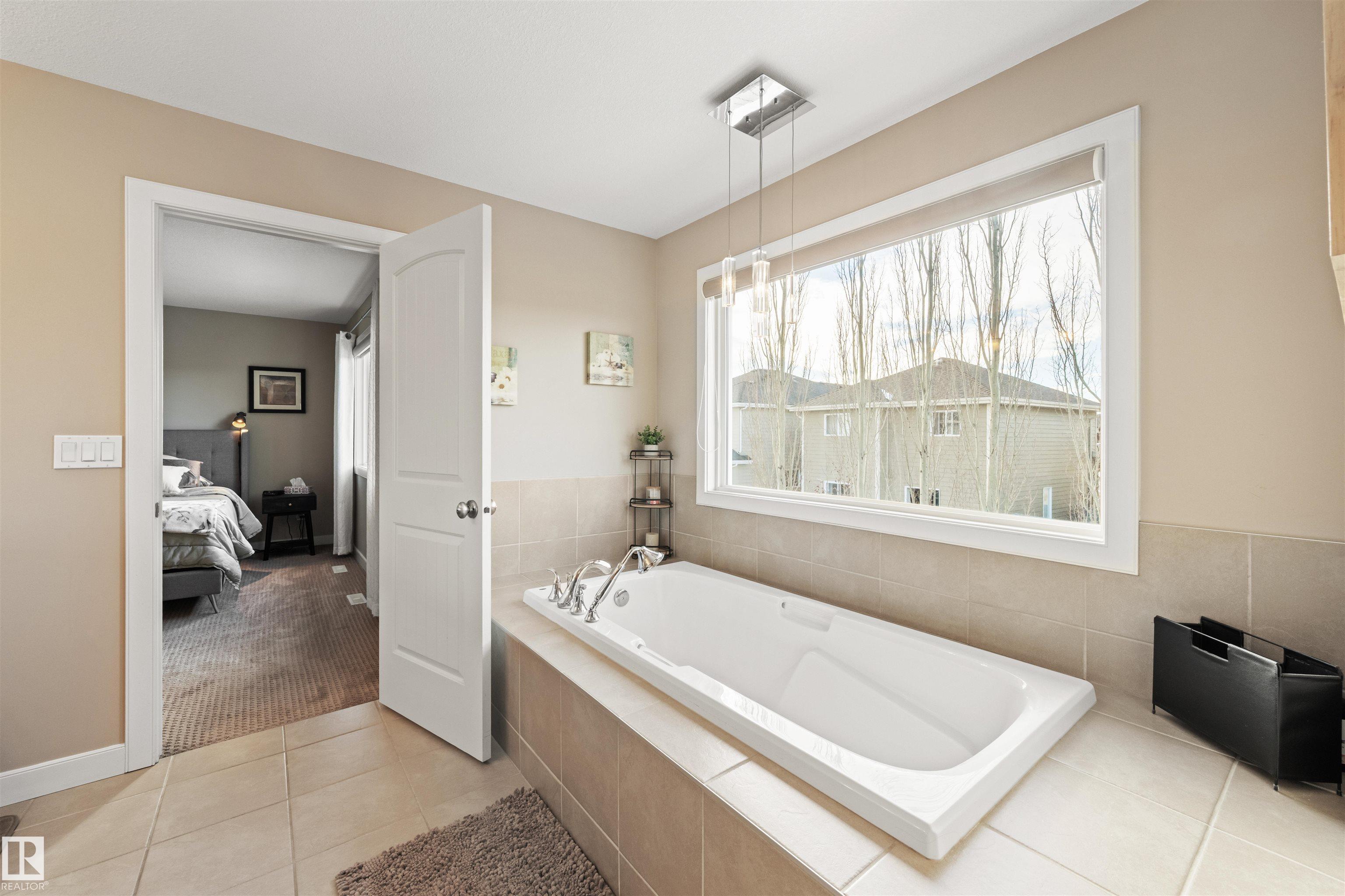 Photo 32 at 1477 Wates Link SW, Windermere, Edmonton