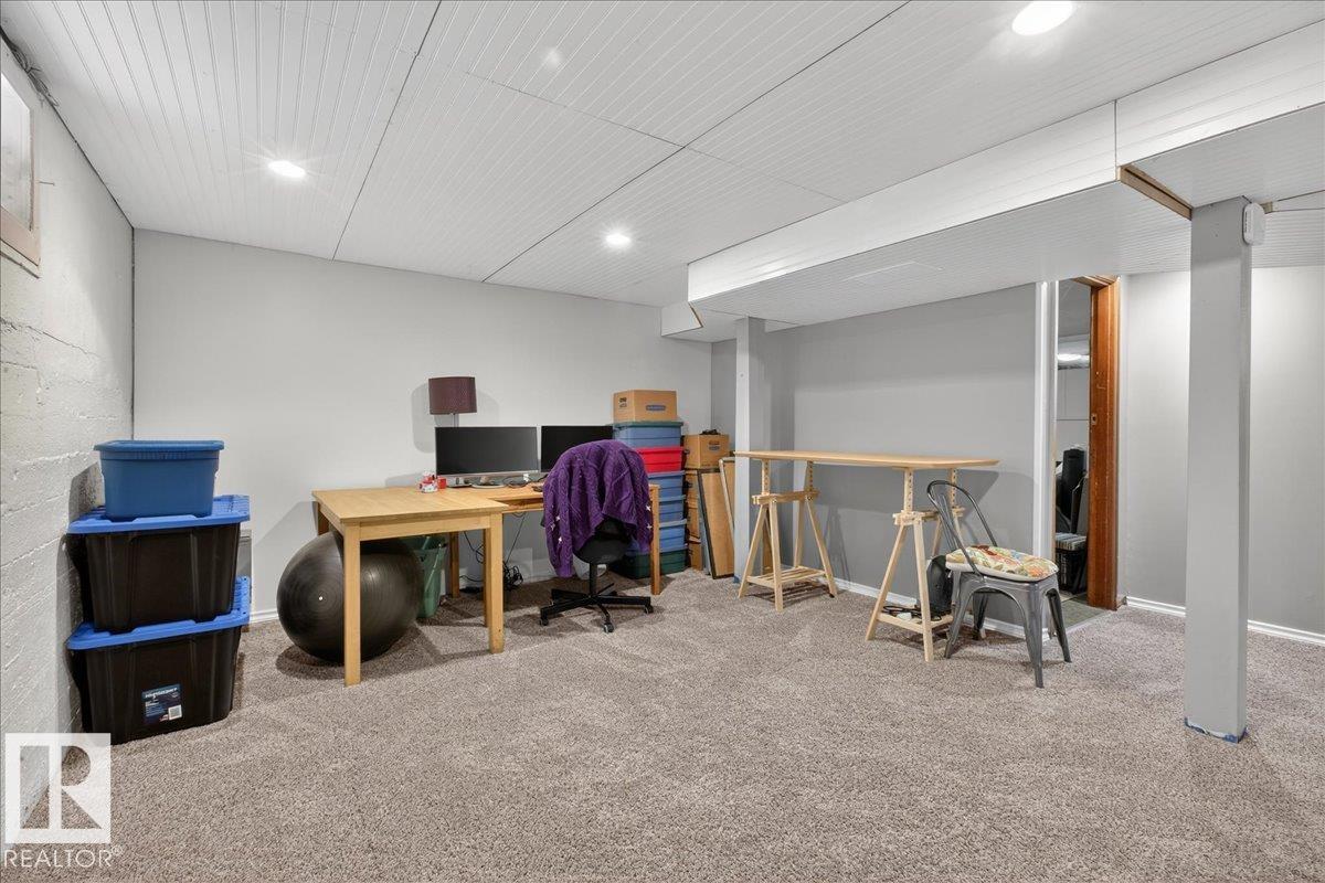 Photo 32 at 11234 68 Street NW, Bellevue, Edmonton