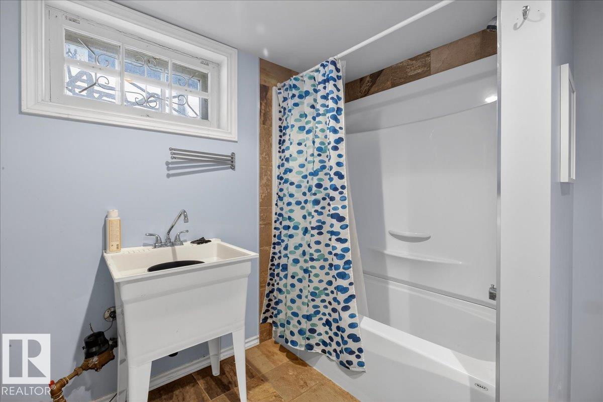 Photo 36 at 11234 68 Street NW, Bellevue, Edmonton