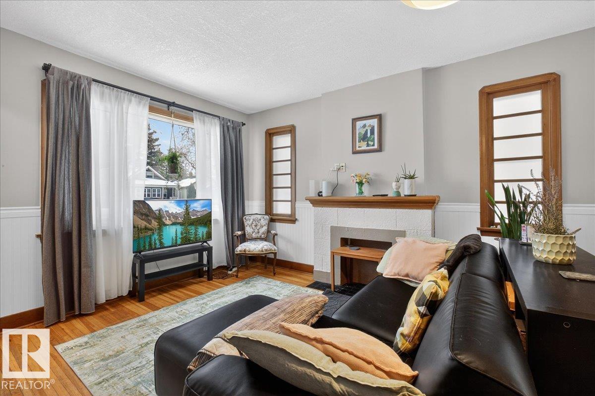 Photo 7 at 11234 68 Street NW, Bellevue, Edmonton