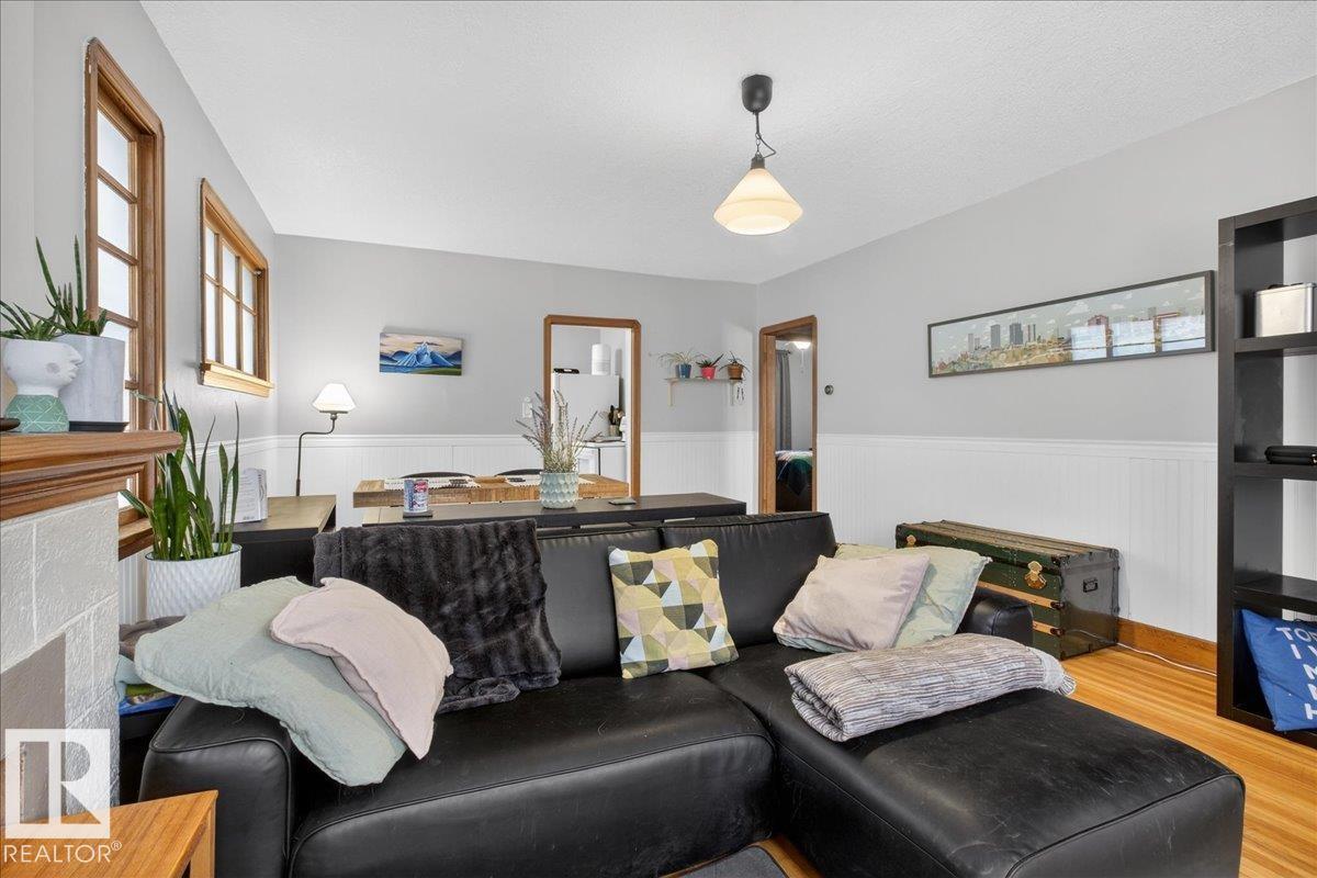 Photo 9 at 11234 68 Street NW, Bellevue, Edmonton