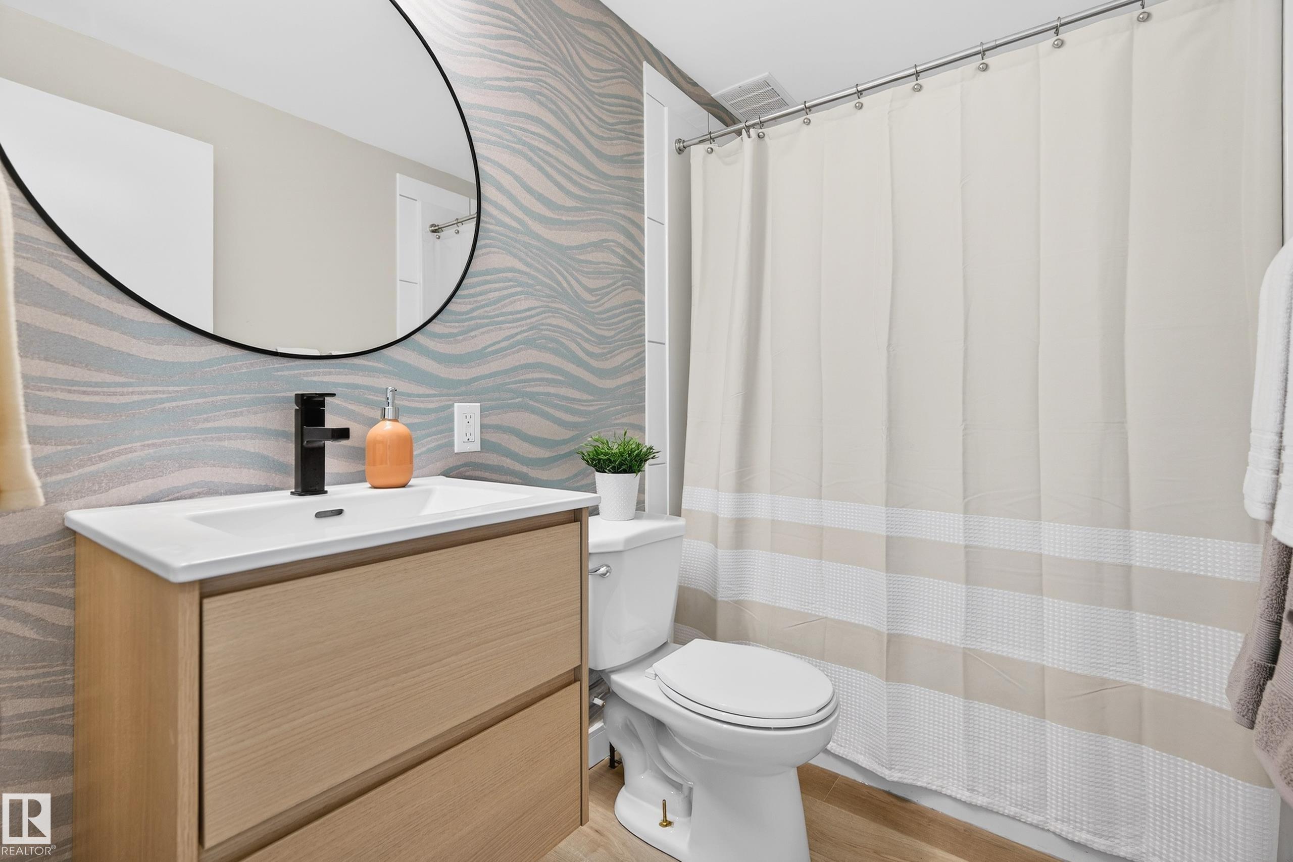 Photo 12 at 11330 67 Street NW, Bellevue, Edmonton