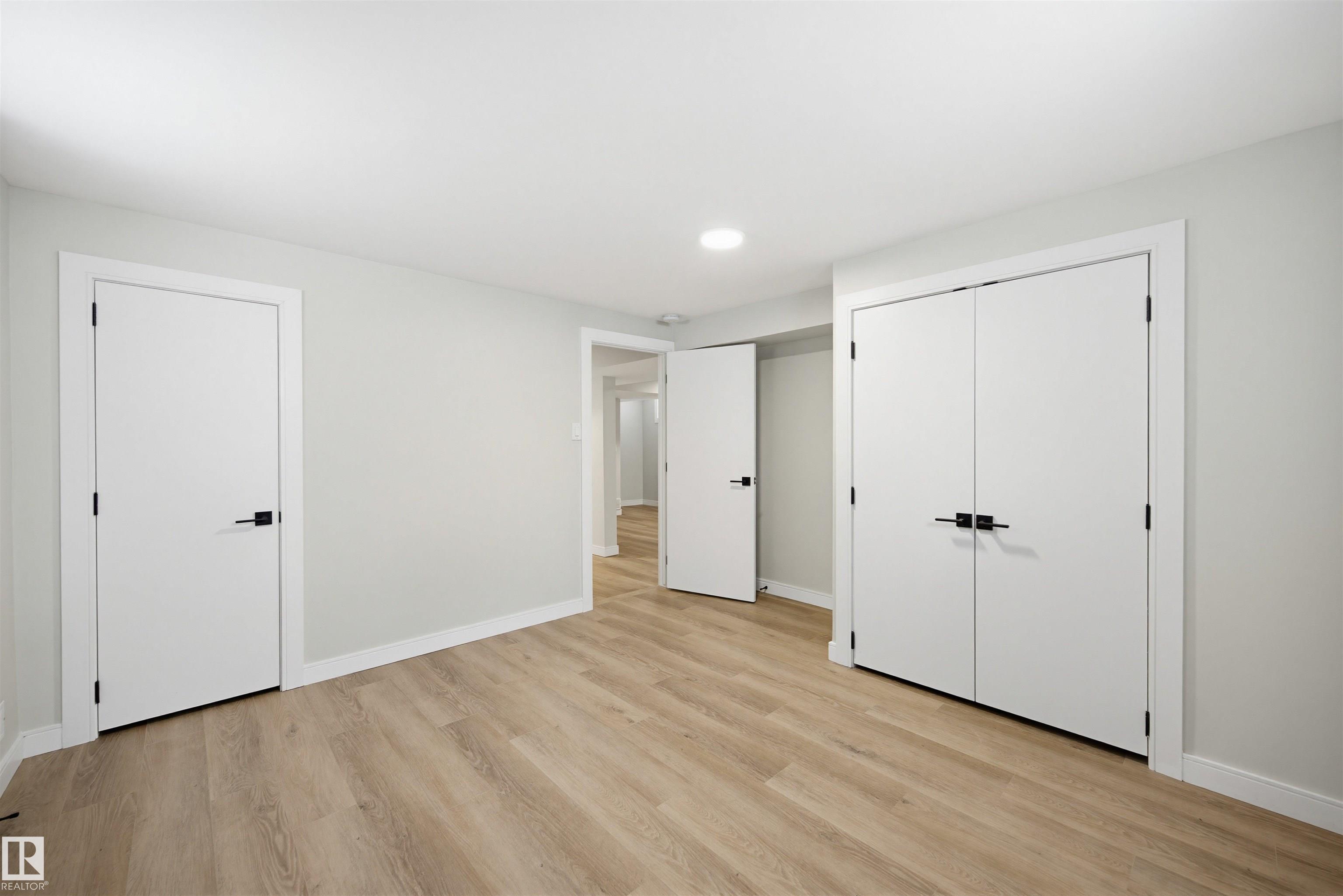 Photo 32 at 11330 67 Street NW, Bellevue, Edmonton