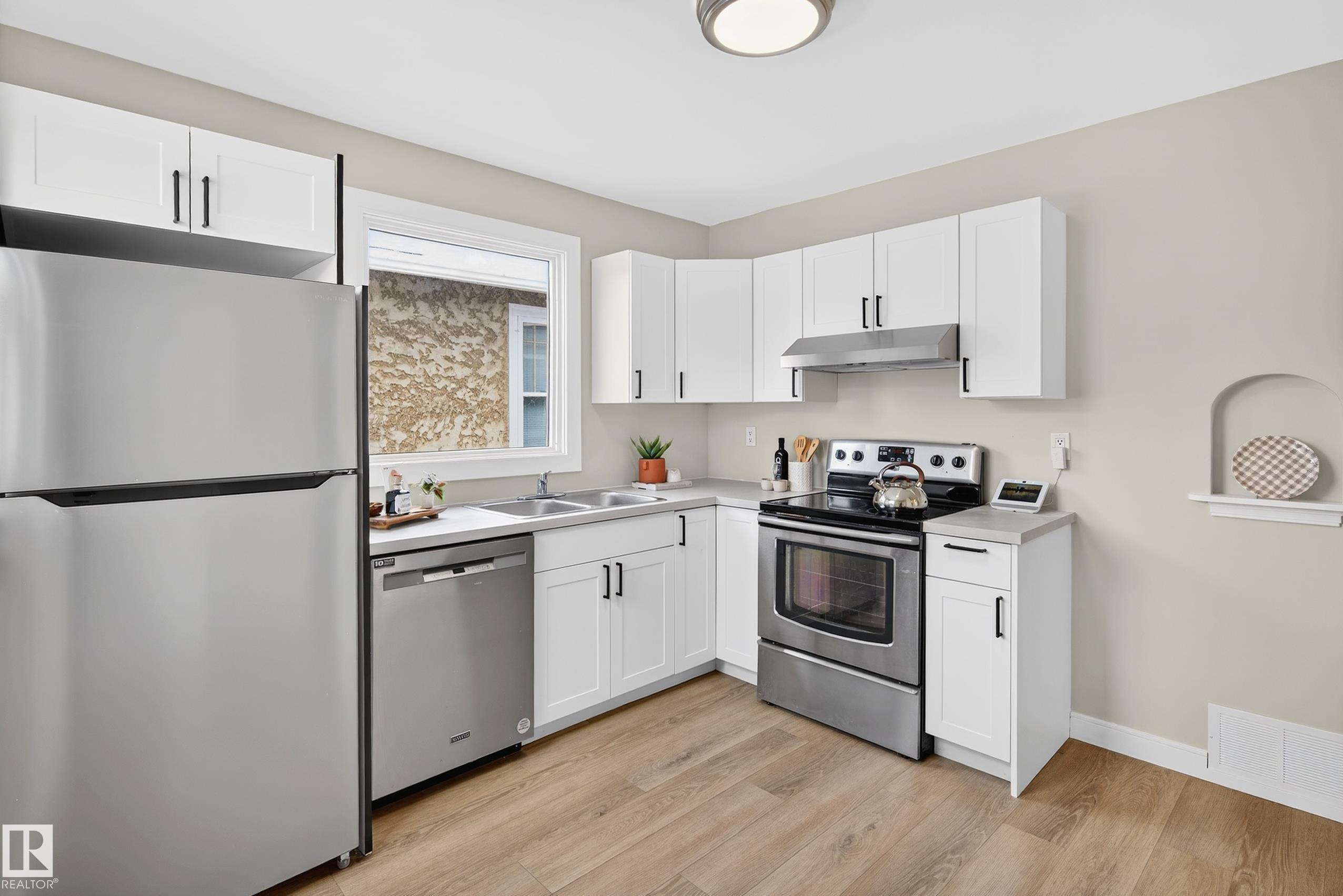 11330 67 Street NW, Bellevue, Edmonton