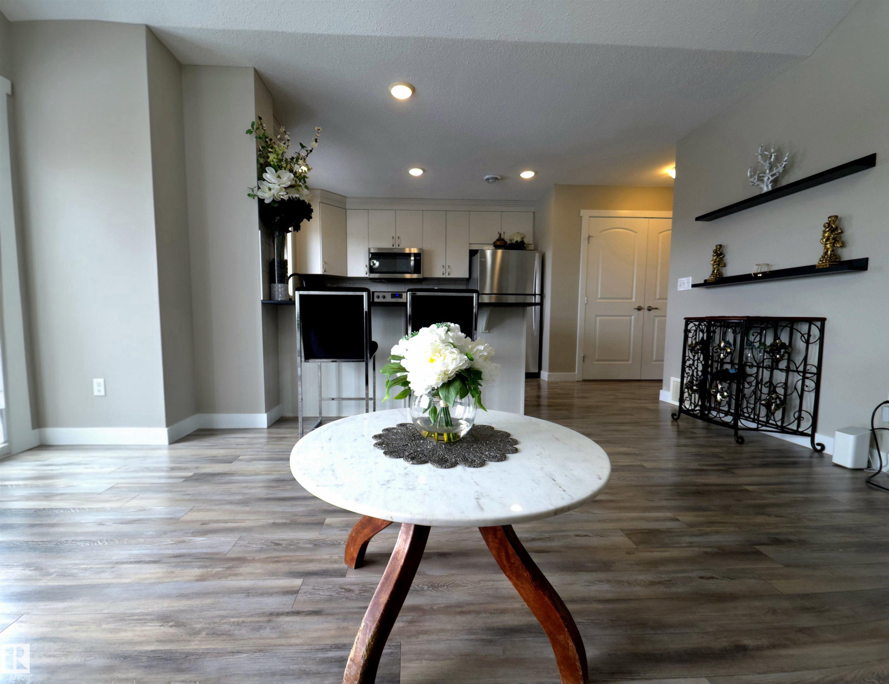 Photo 11 at 11 - 1203 163 Street SW, Glenridding Heights, Edmonton