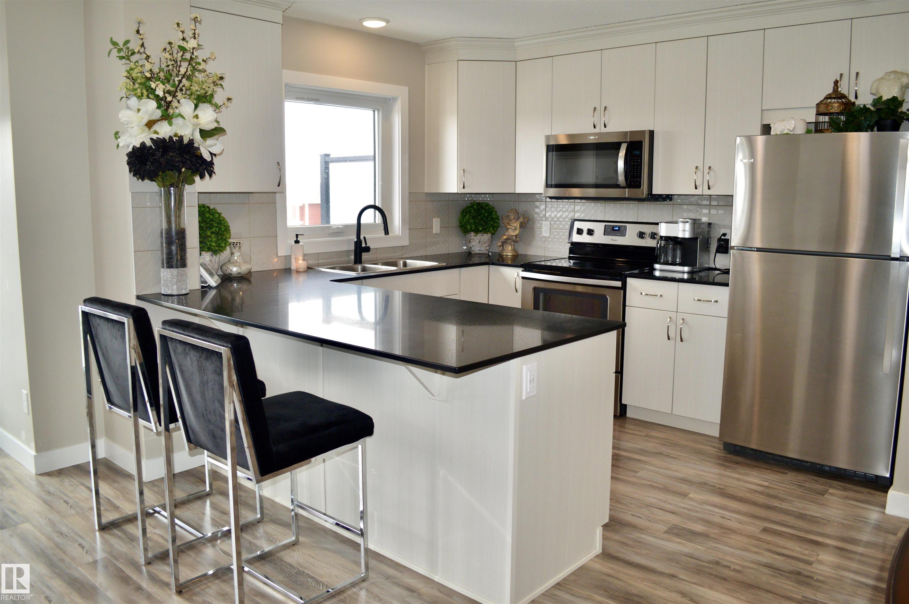 Photo 15 at 11 - 1203 163 Street SW, Glenridding Heights, Edmonton