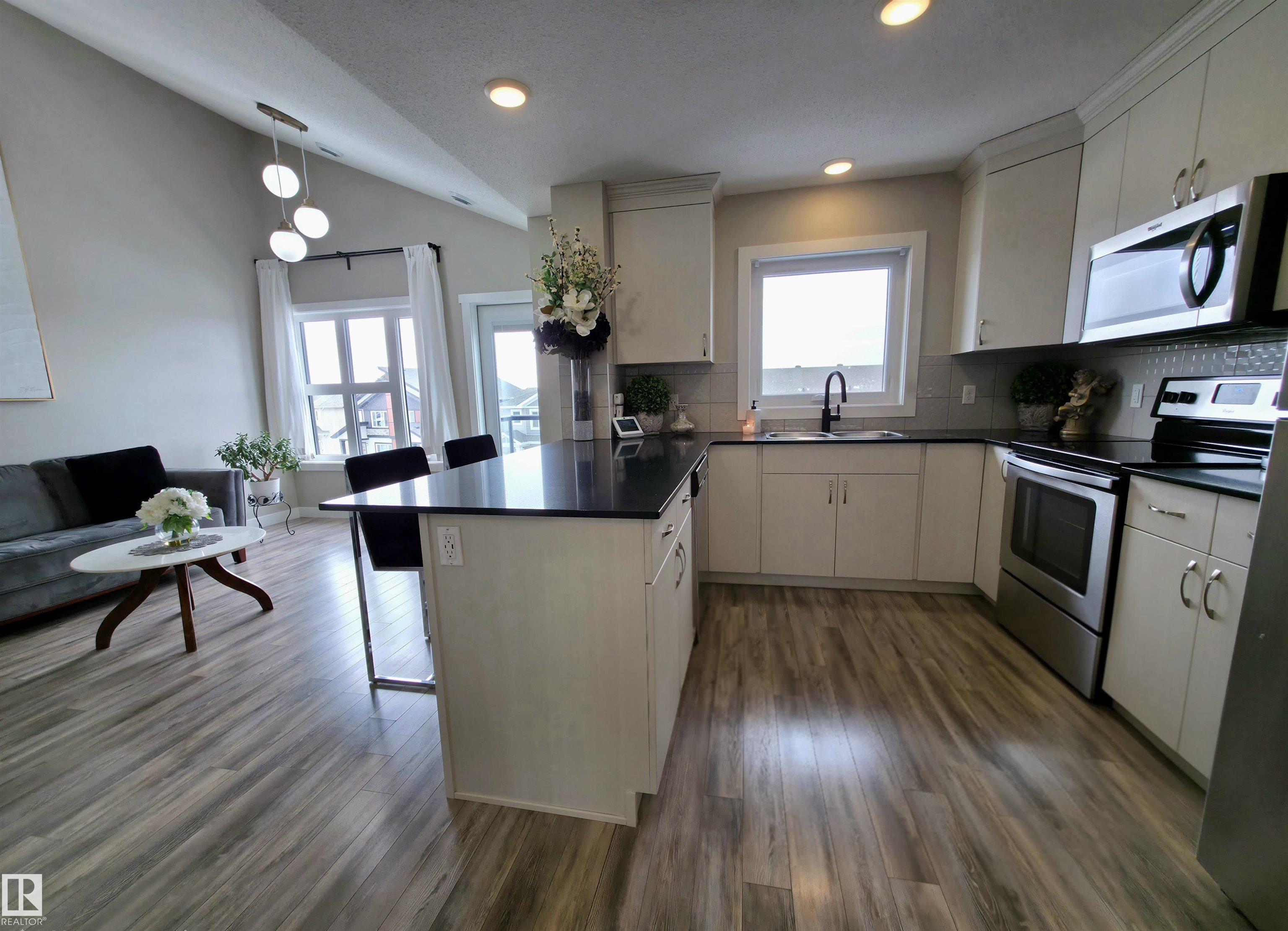 Photo 6 at 11 - 1203 163 Street SW, Glenridding Heights, Edmonton