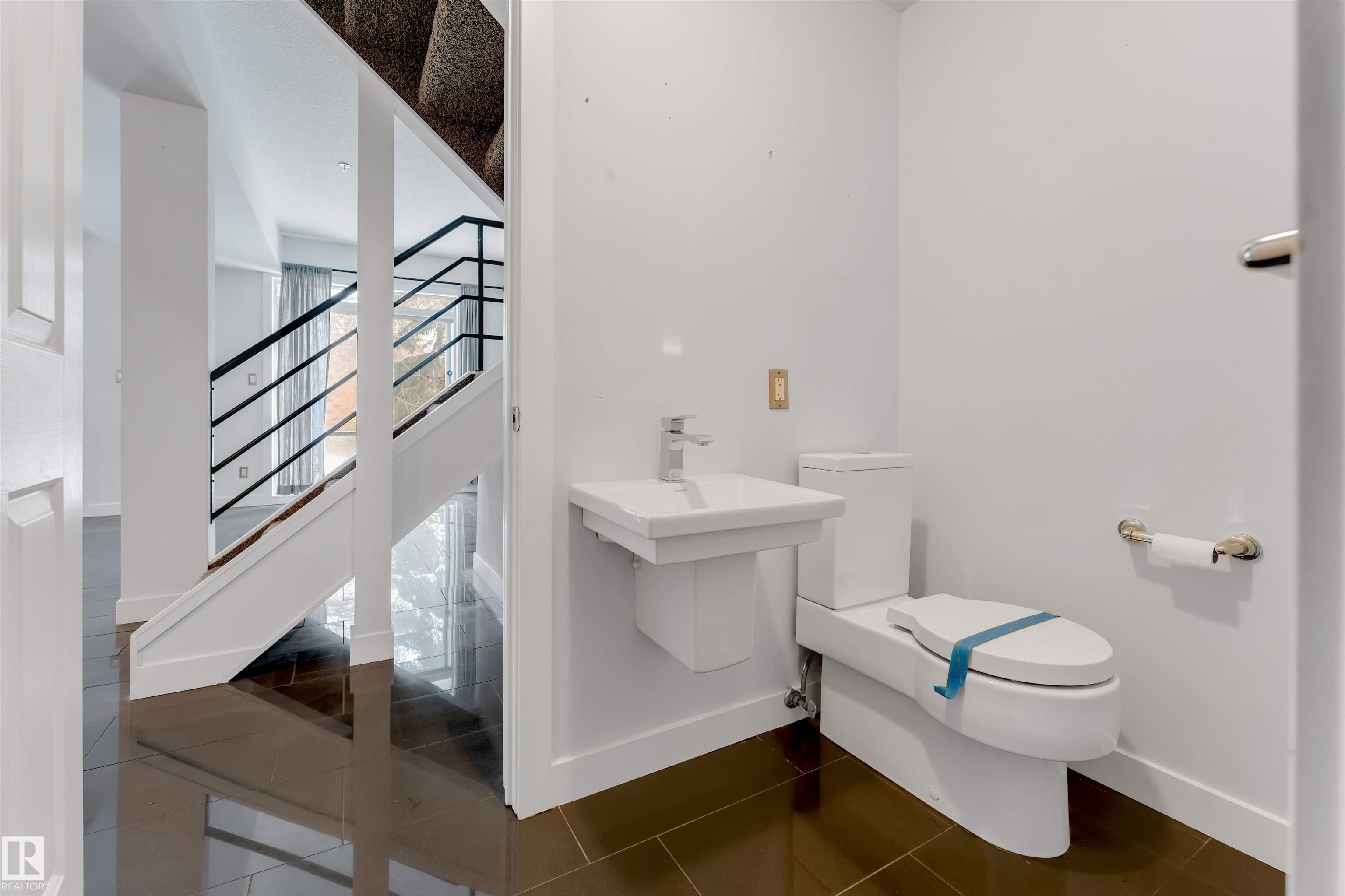 Photo 12 at 102 - 10711 83 Avenue NW, Garneau, Edmonton