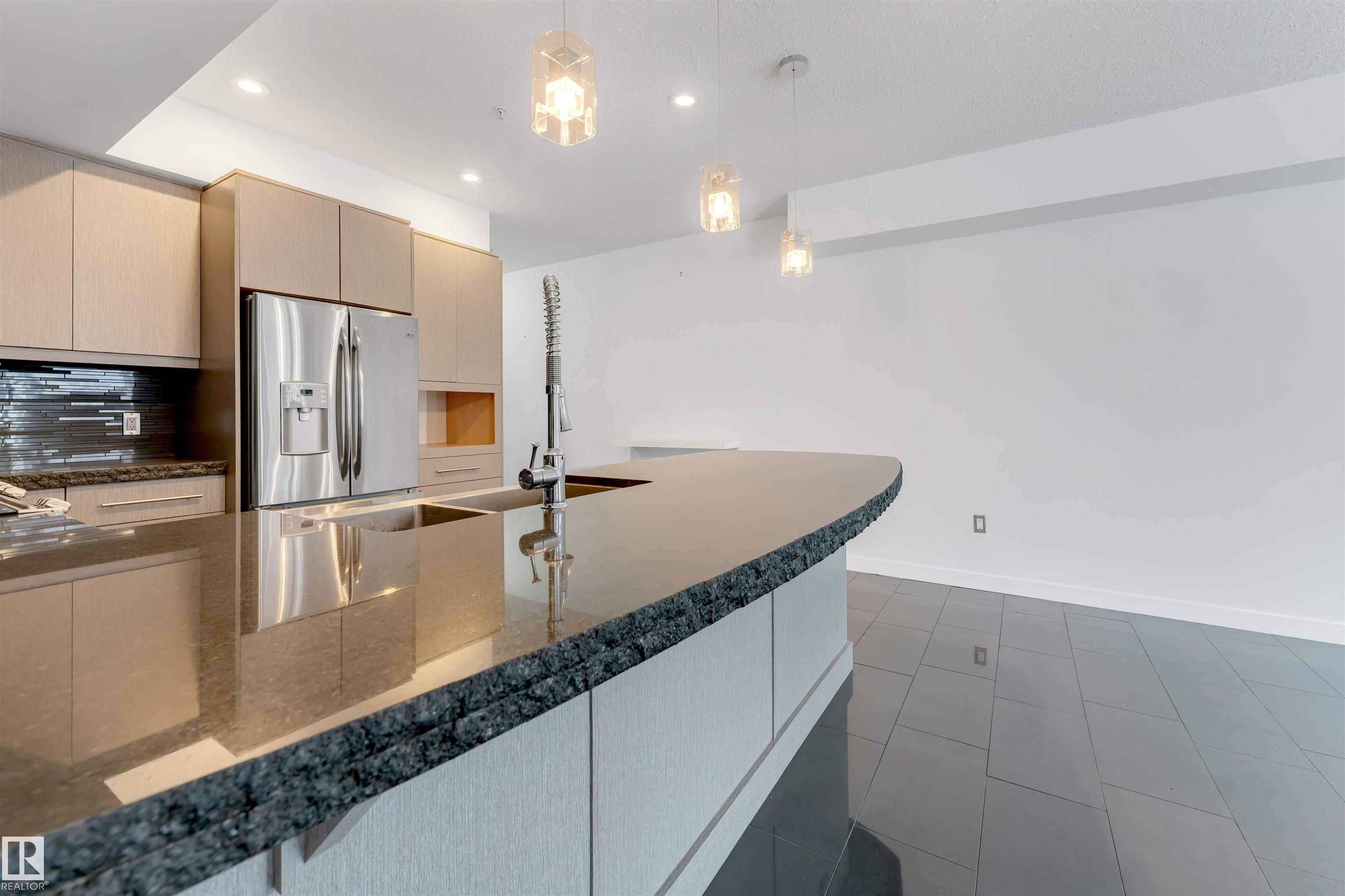 Photo 6 at 102 - 10711 83 Avenue NW, Garneau, Edmonton