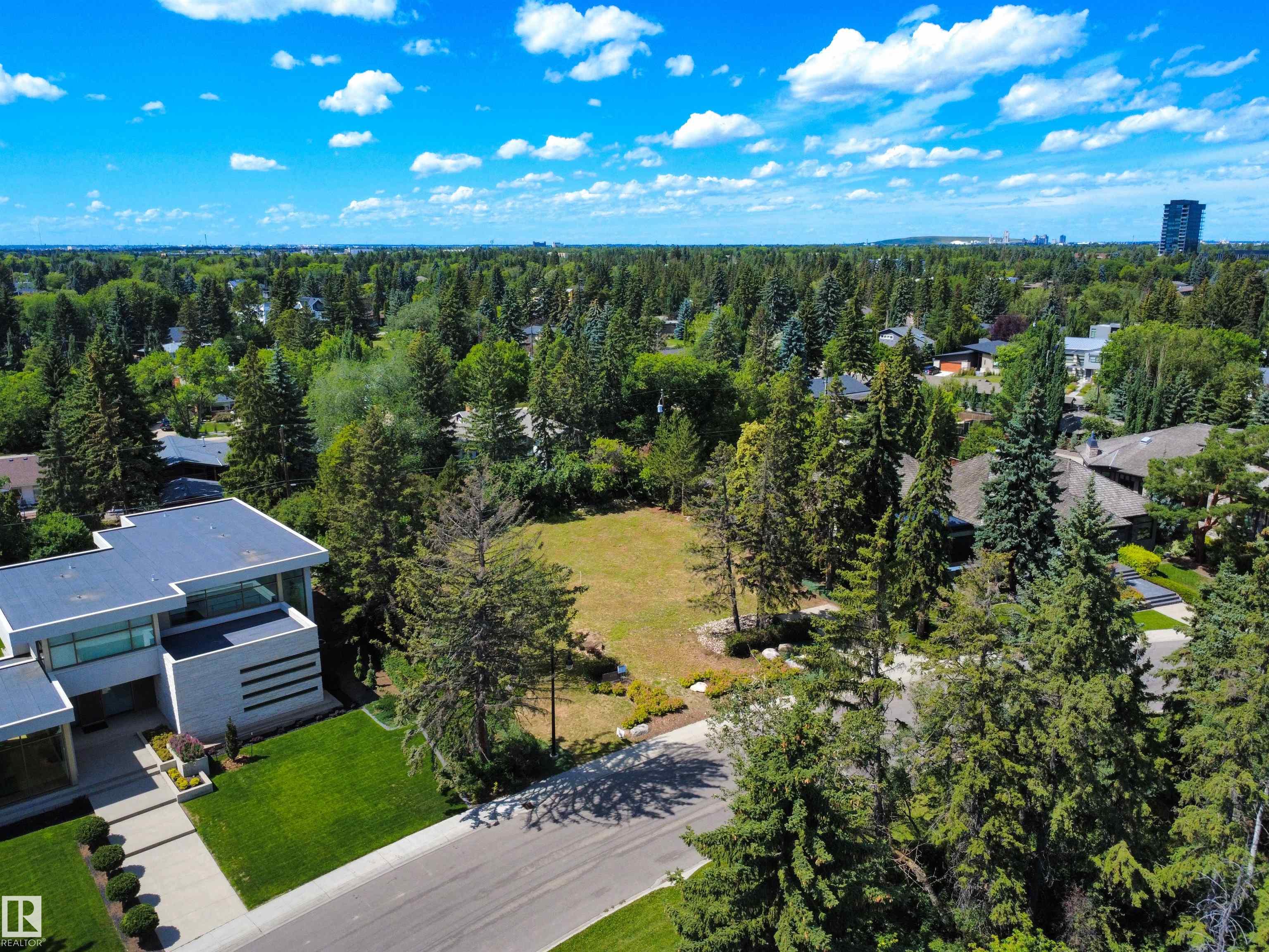 Photo 9 at 9716 Riverside Drive NW, Crestwood, Edmonton