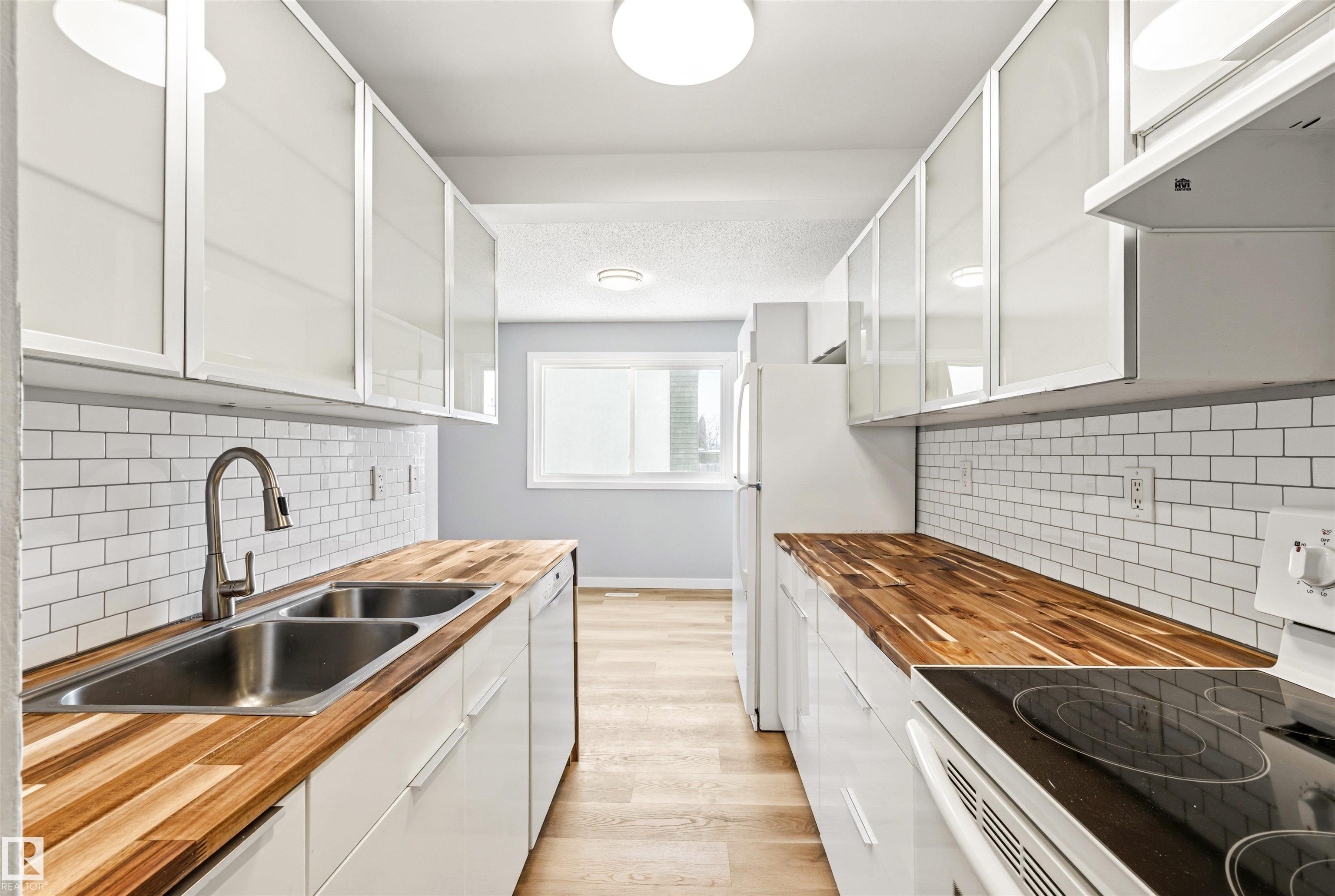 655 Abbottsfield Road NW, Abbottsfield, Edmonton