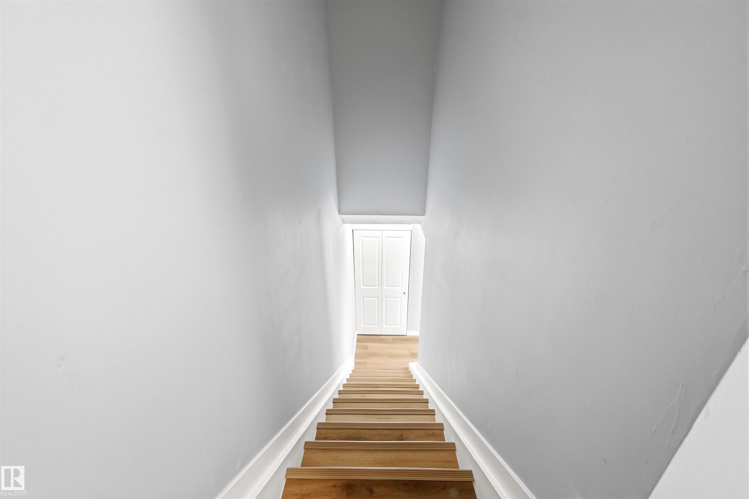 Photo 20 at 655 Abbottsfield Road NW, Abbottsfield, Edmonton