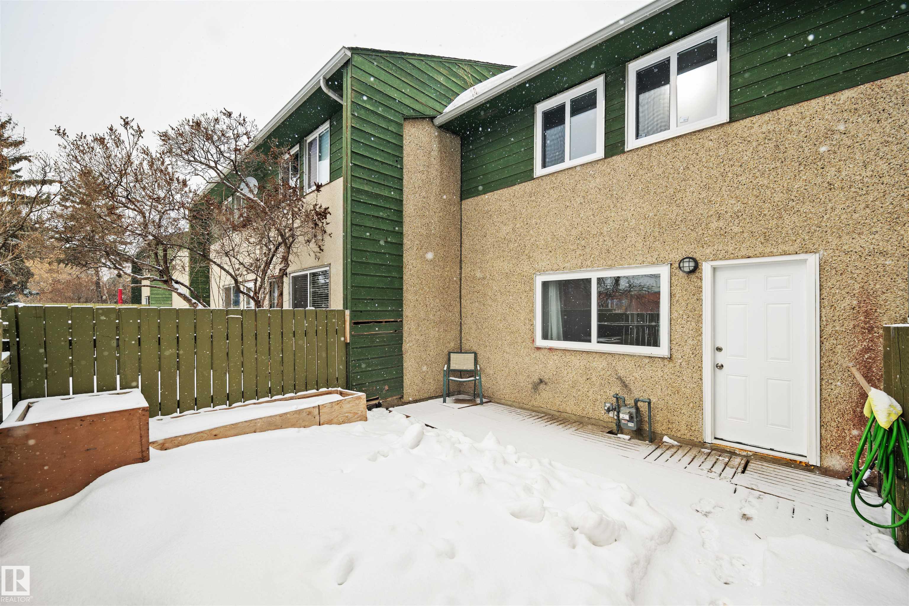 Photo 22 at 655 Abbottsfield Road NW, Abbottsfield, Edmonton