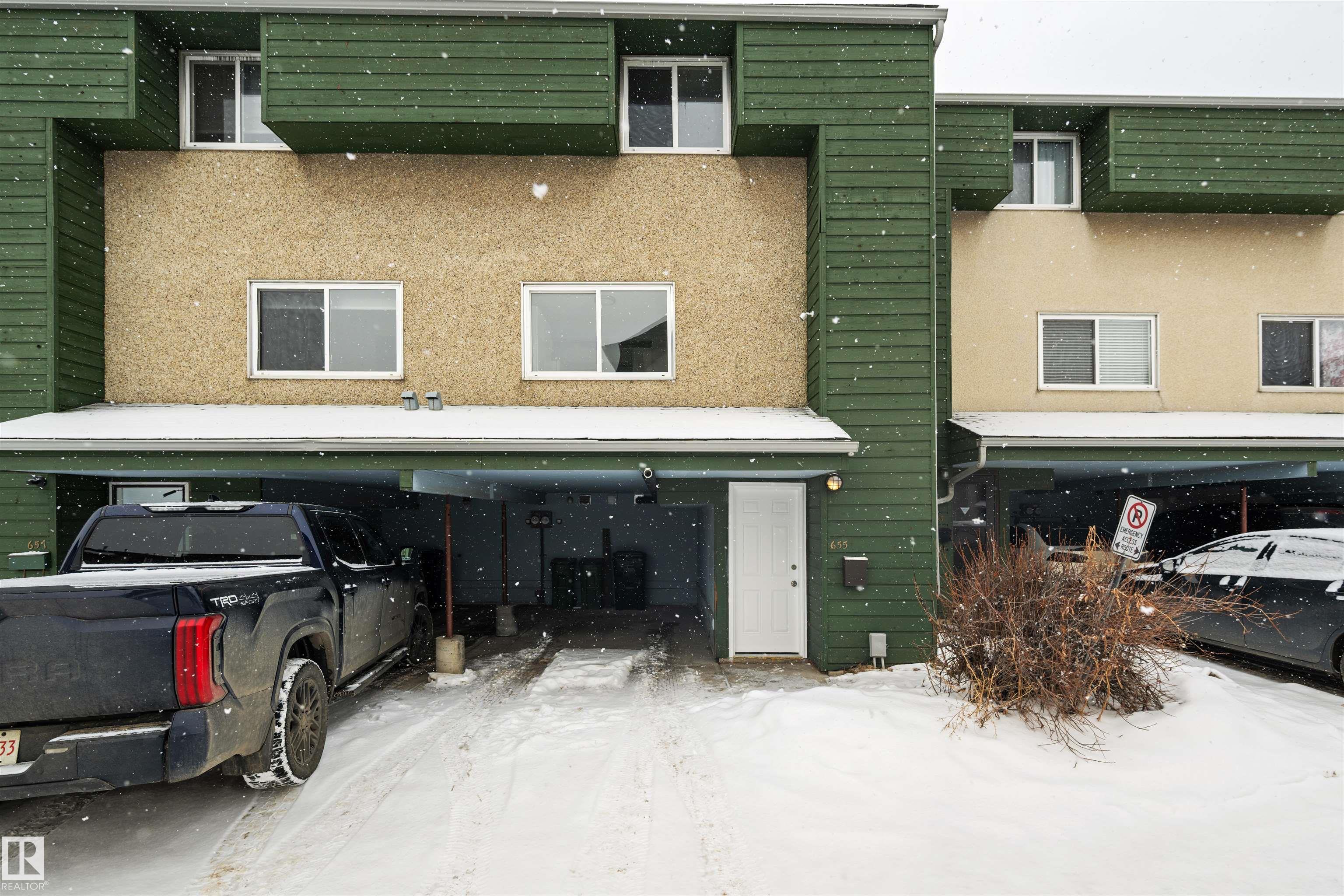 Photo 23 at 655 Abbottsfield Road NW, Abbottsfield, Edmonton