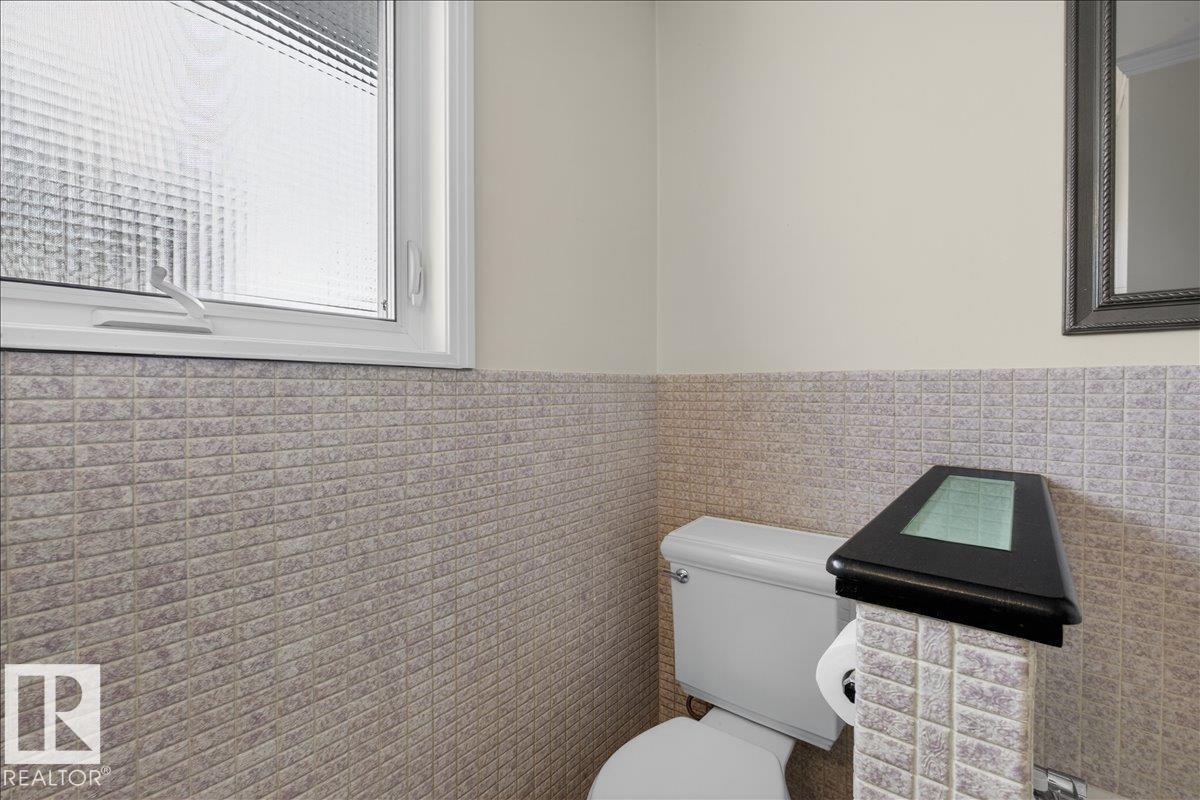 Photo 30 at 9415 128a Avenue NW, Killarney, Edmonton