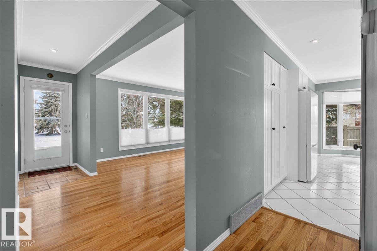 9415 128a Avenue NW, Killarney, Edmonton