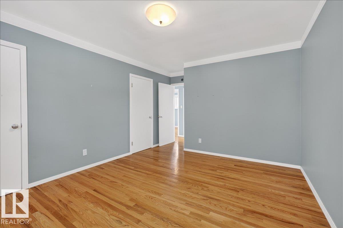 Photo 33 at 9415 128a Avenue NW, Killarney, Edmonton