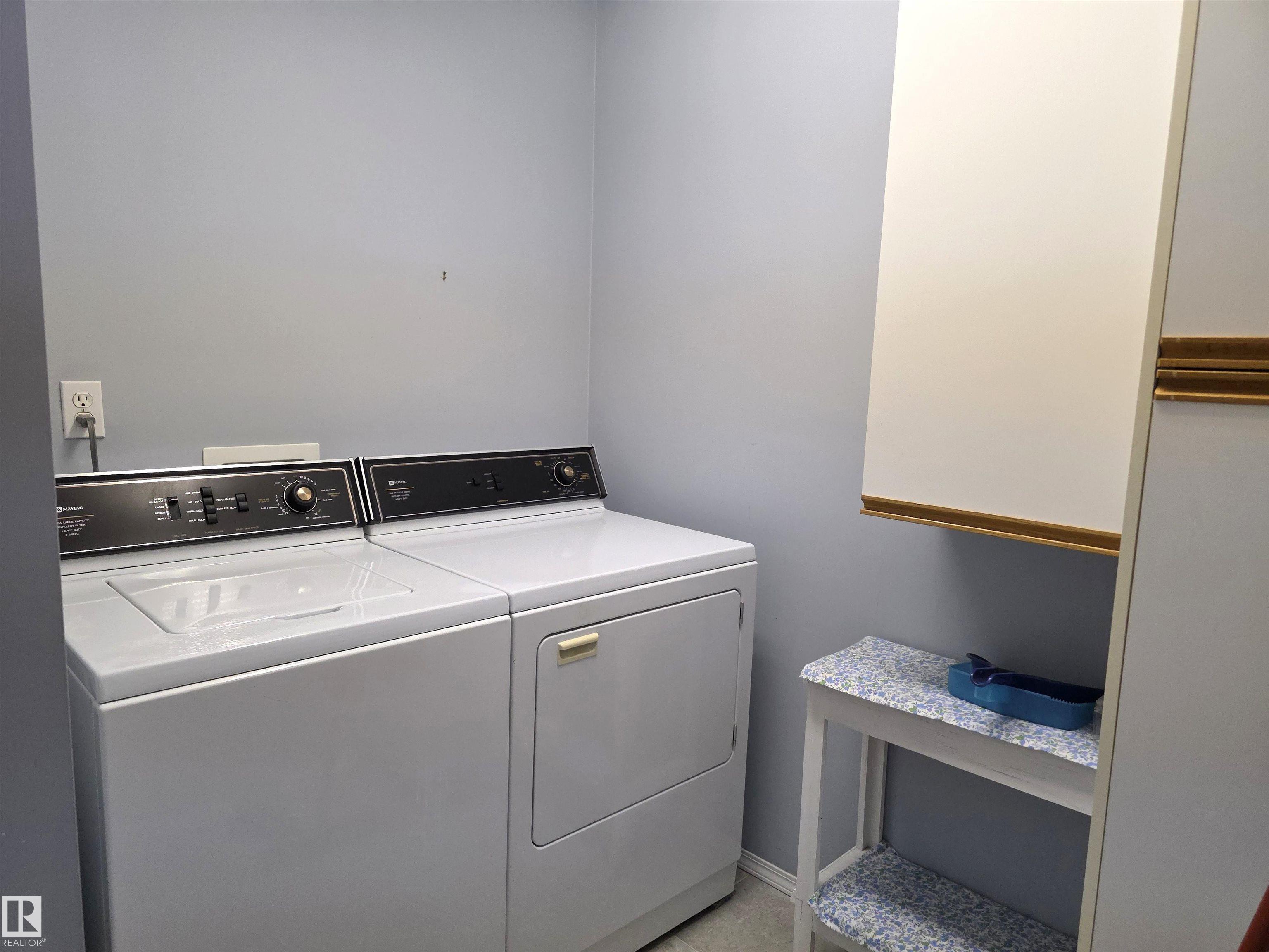 Photo 15 at 208 Ravine villa(s), Bridgeport, Leduc