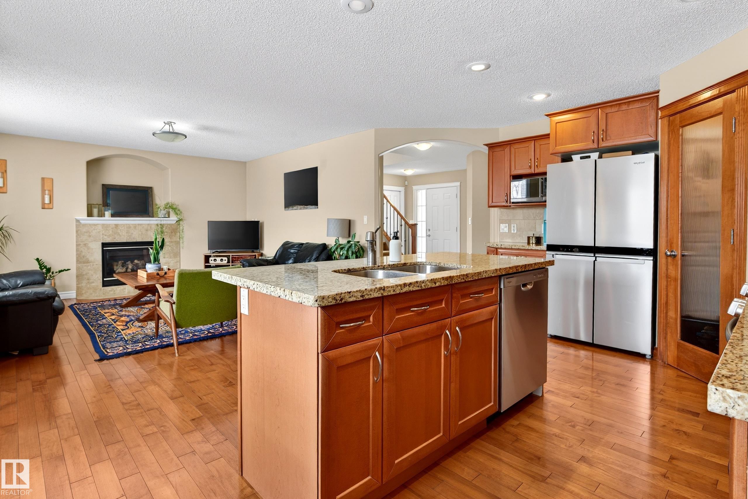 Photo 12 at 14036 145 Avenue NW, Cumberland, Edmonton