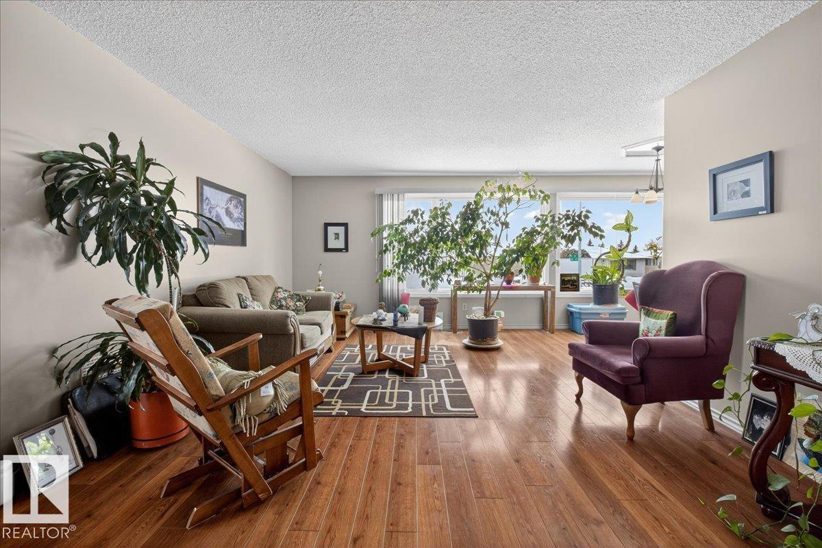 Photo 11 at 14132 70 Street NW, Kildare, Edmonton