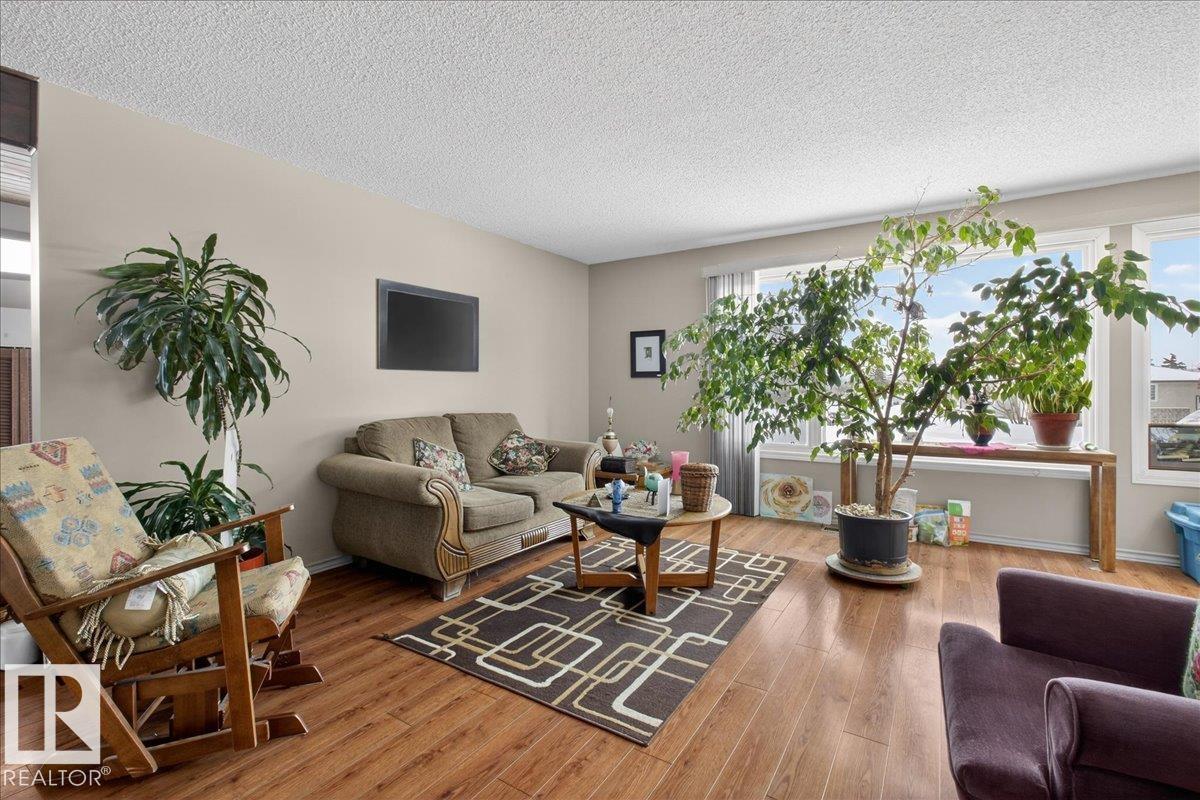 Photo 12 at 14132 70 Street NW, Kildare, Edmonton