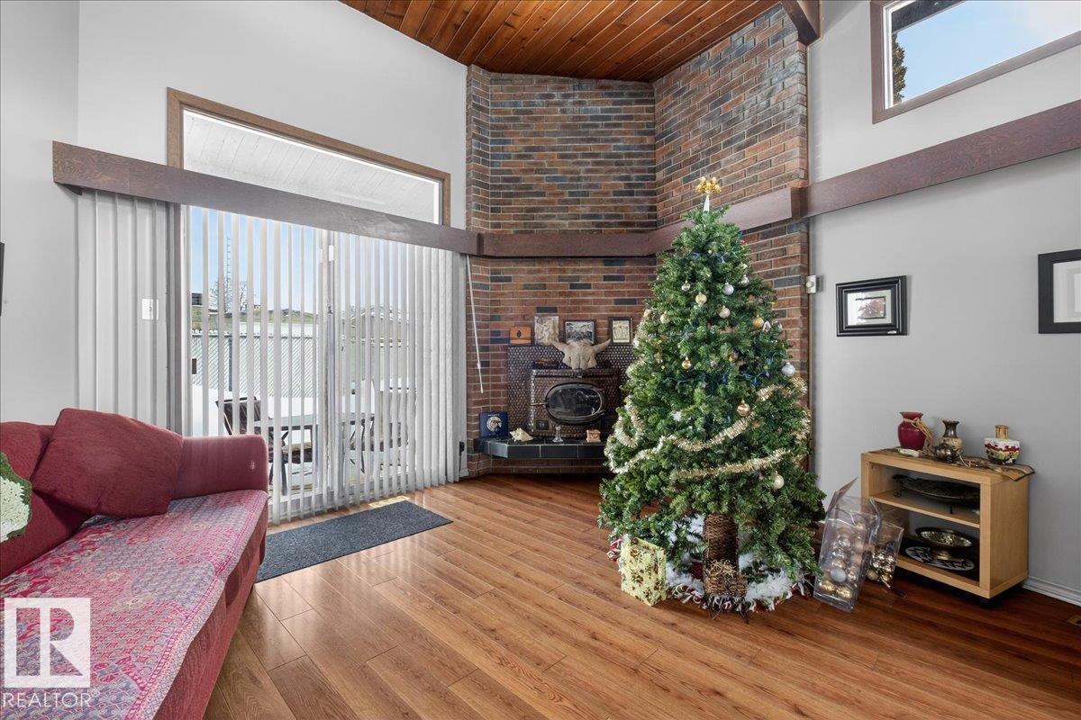 Photo 7 at 14132 70 Street NW, Kildare, Edmonton