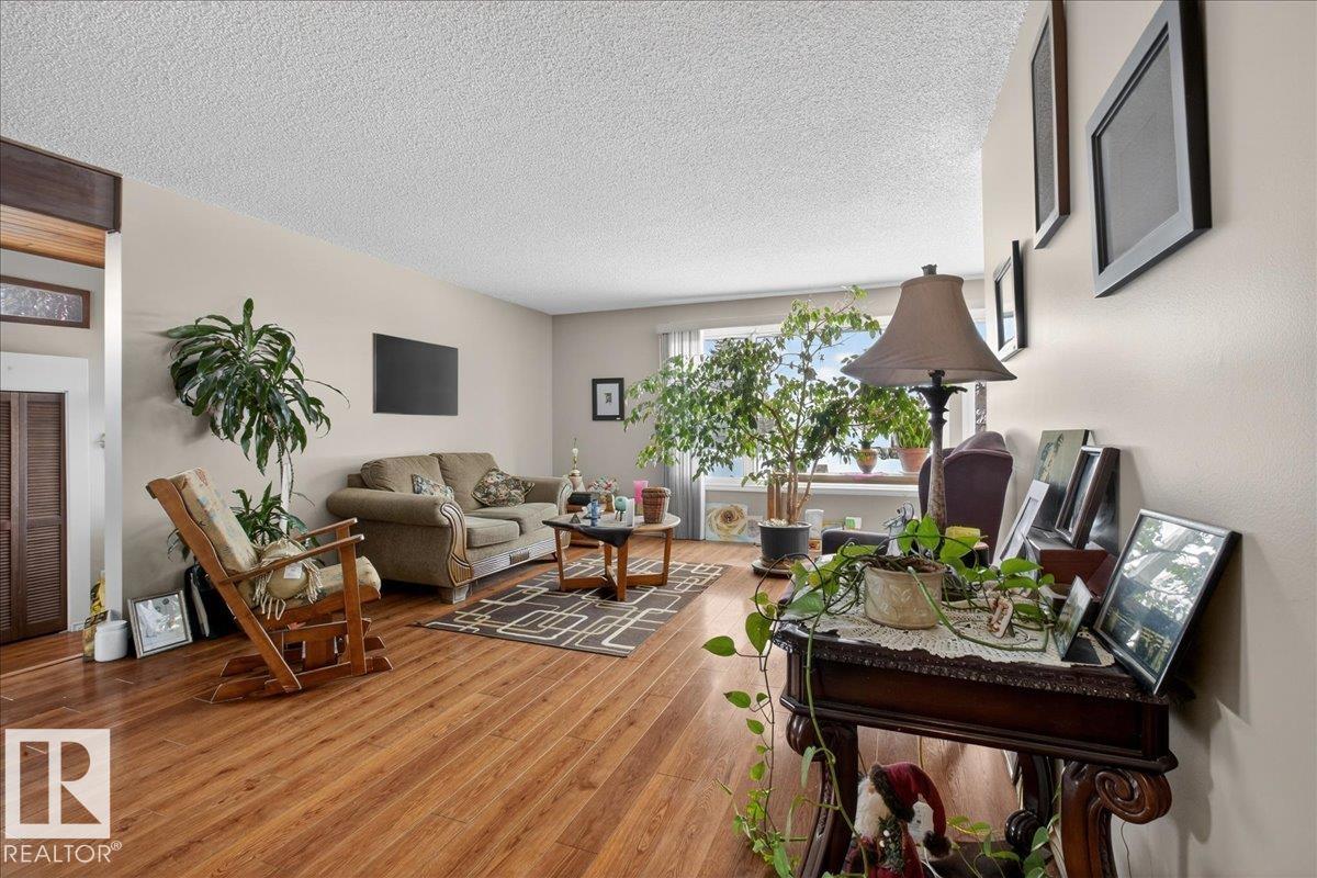Photo 10 at 14132 70 Street NW, Kildare, Edmonton