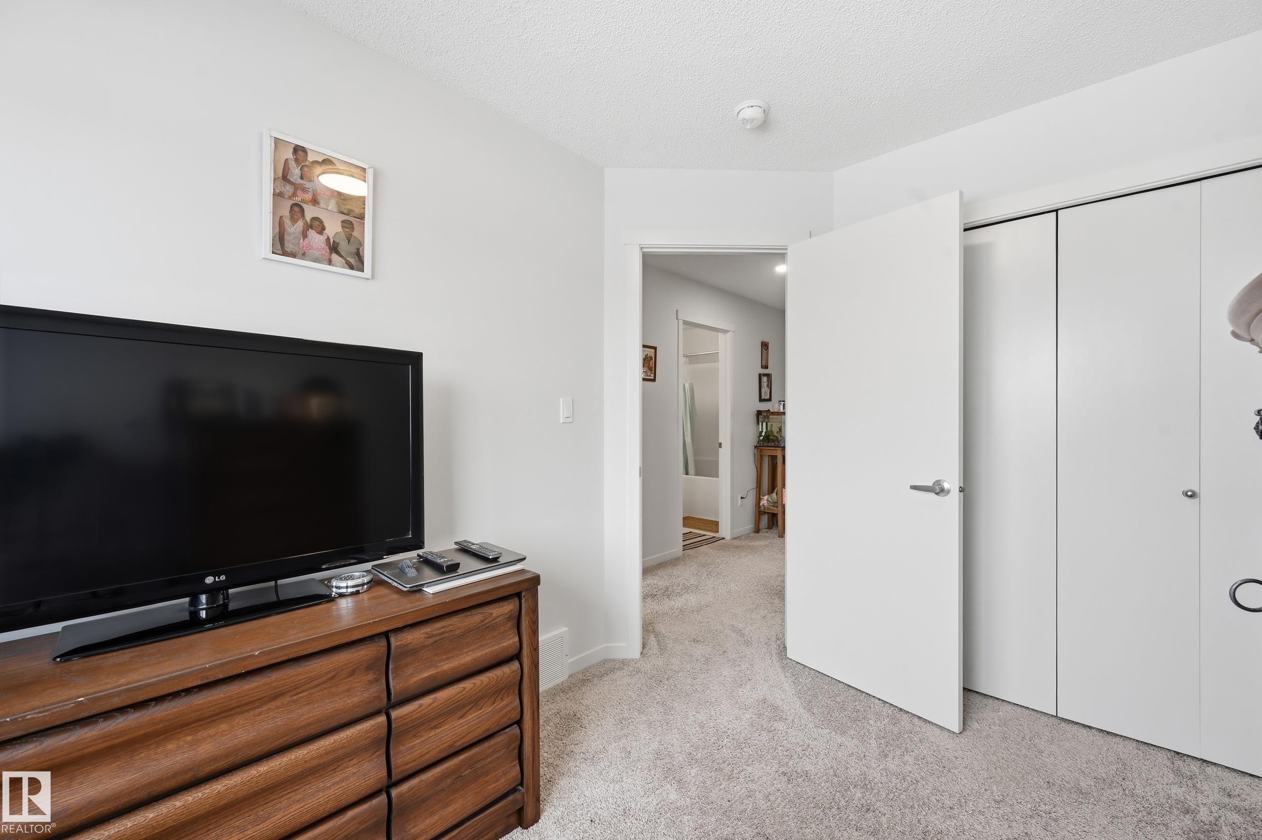 Photo 24 at 2608 201 Street NW, The Uplands, Edmonton