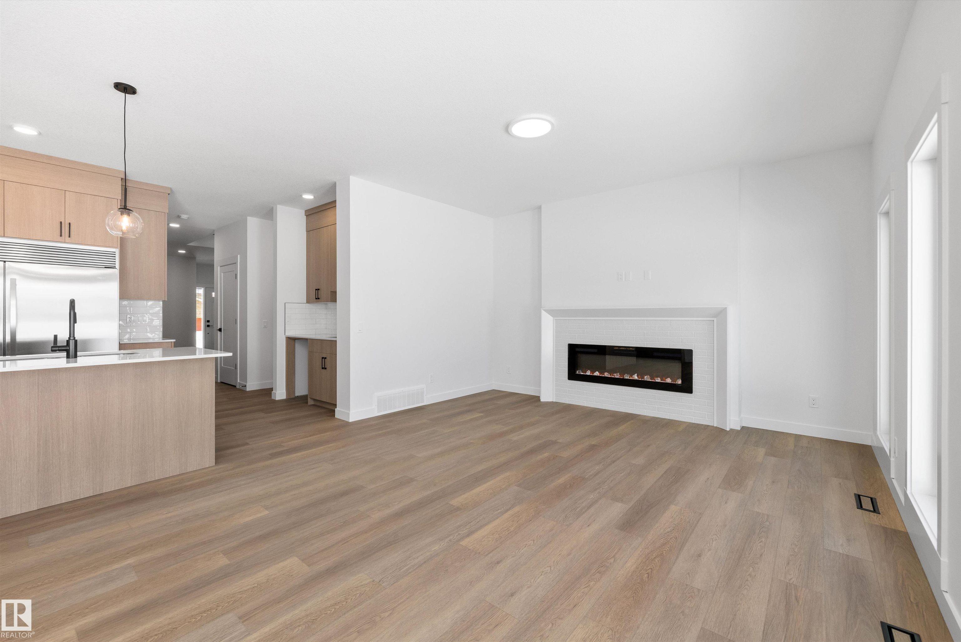 Photo 19 at 1077 Cristall Crescent SW, Chappelle Area, Edmonton