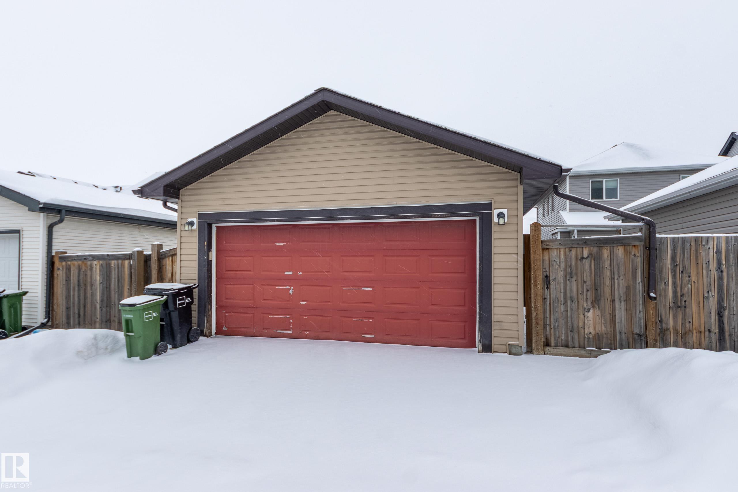 Photo 39 at 17528 58 Street NW, McConachie Area, Edmonton