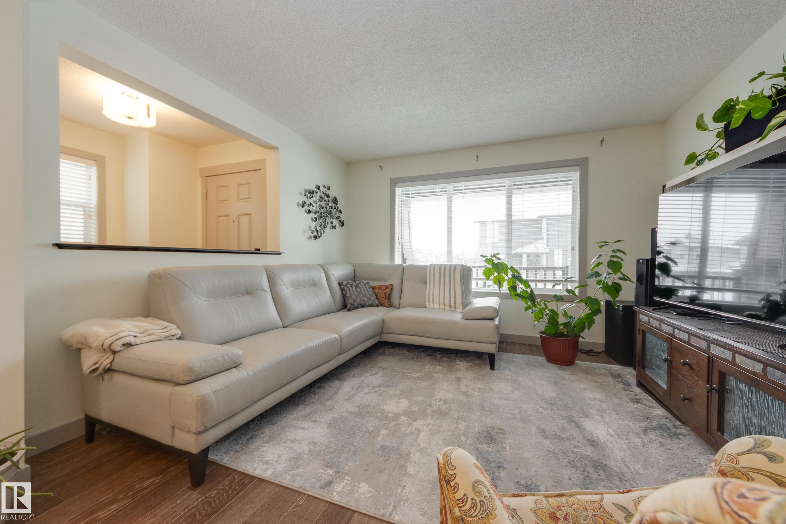 17528 58 Street NW, McConachie Area, Edmonton