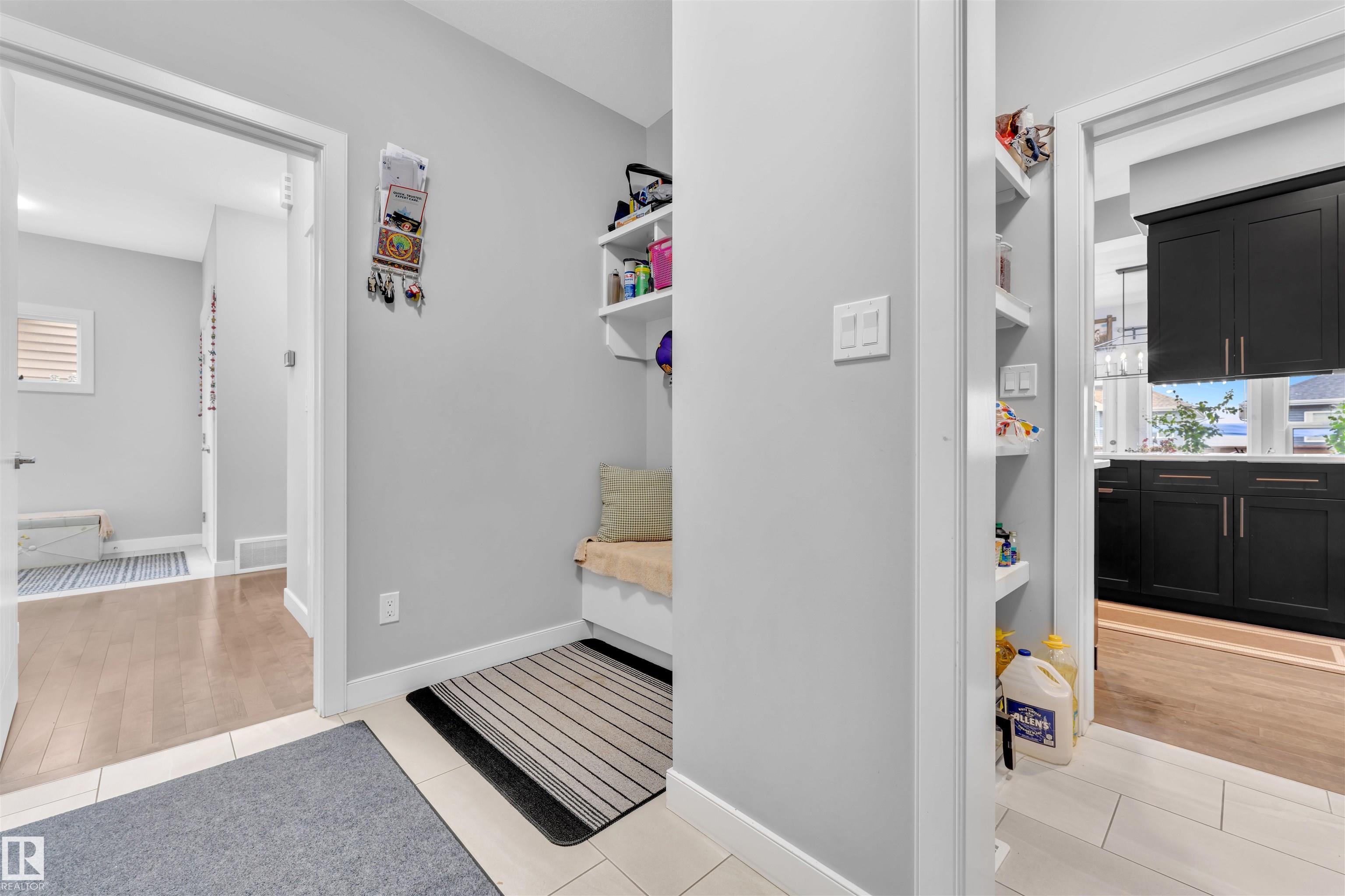 Photo 13 at 4104 6 Avenue SW, Charlesworth, Edmonton