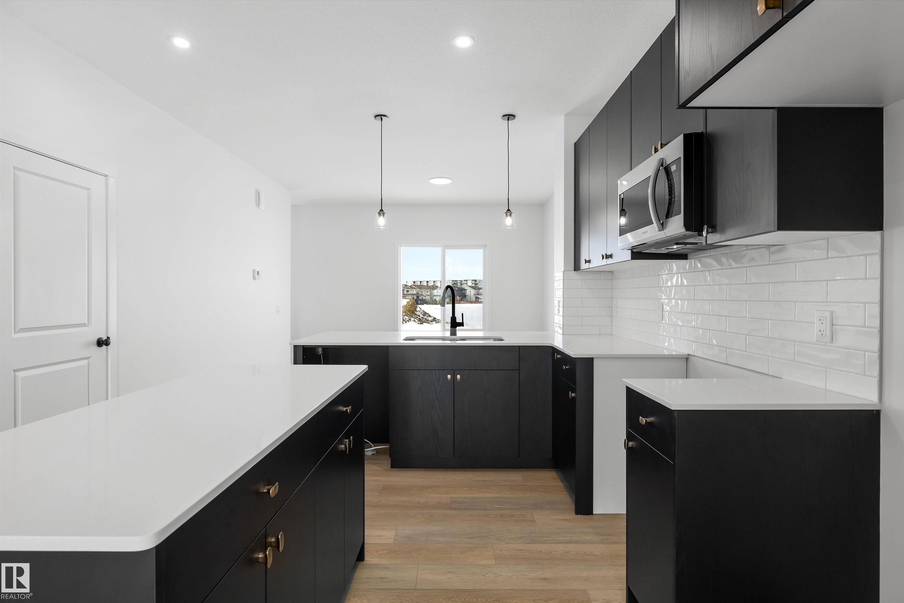 Photo 12 at 276 Chappelle Drive SW, Chappelle Area, Edmonton