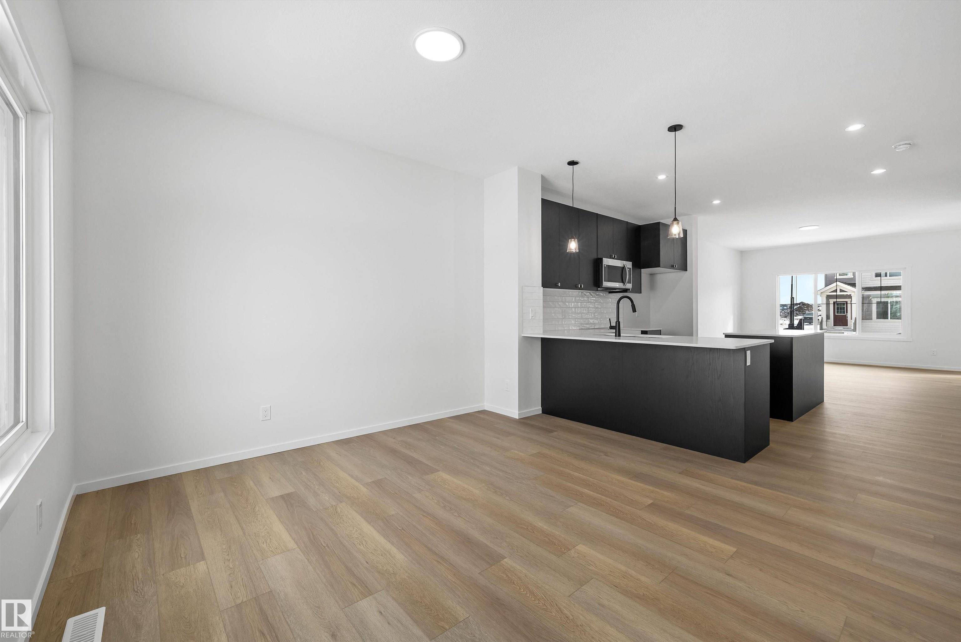 Photo 15 at 276 Chappelle Drive SW, Chappelle Area, Edmonton